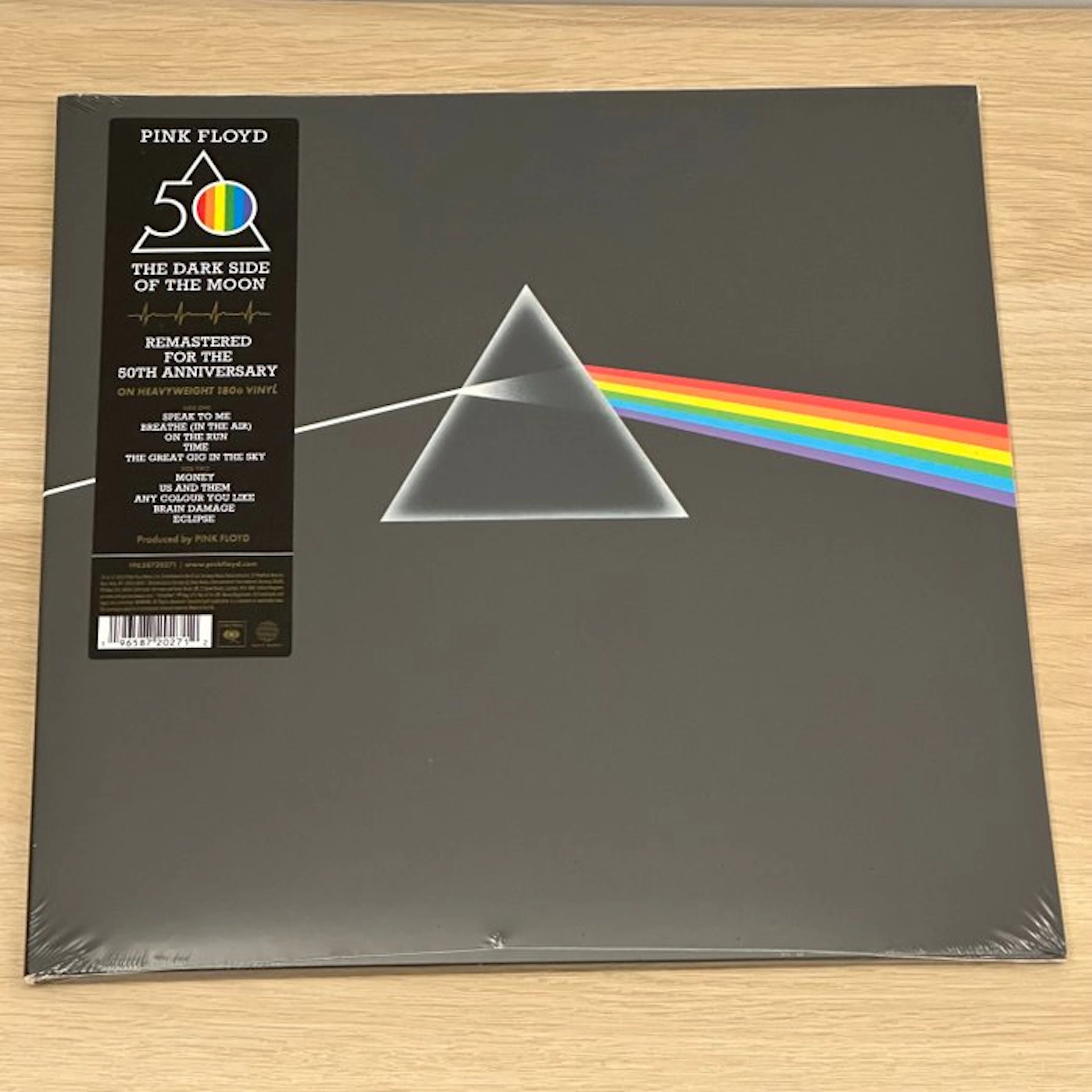 Pink Floyd - The Dark Side Of The Moon - 50th Anniversary...