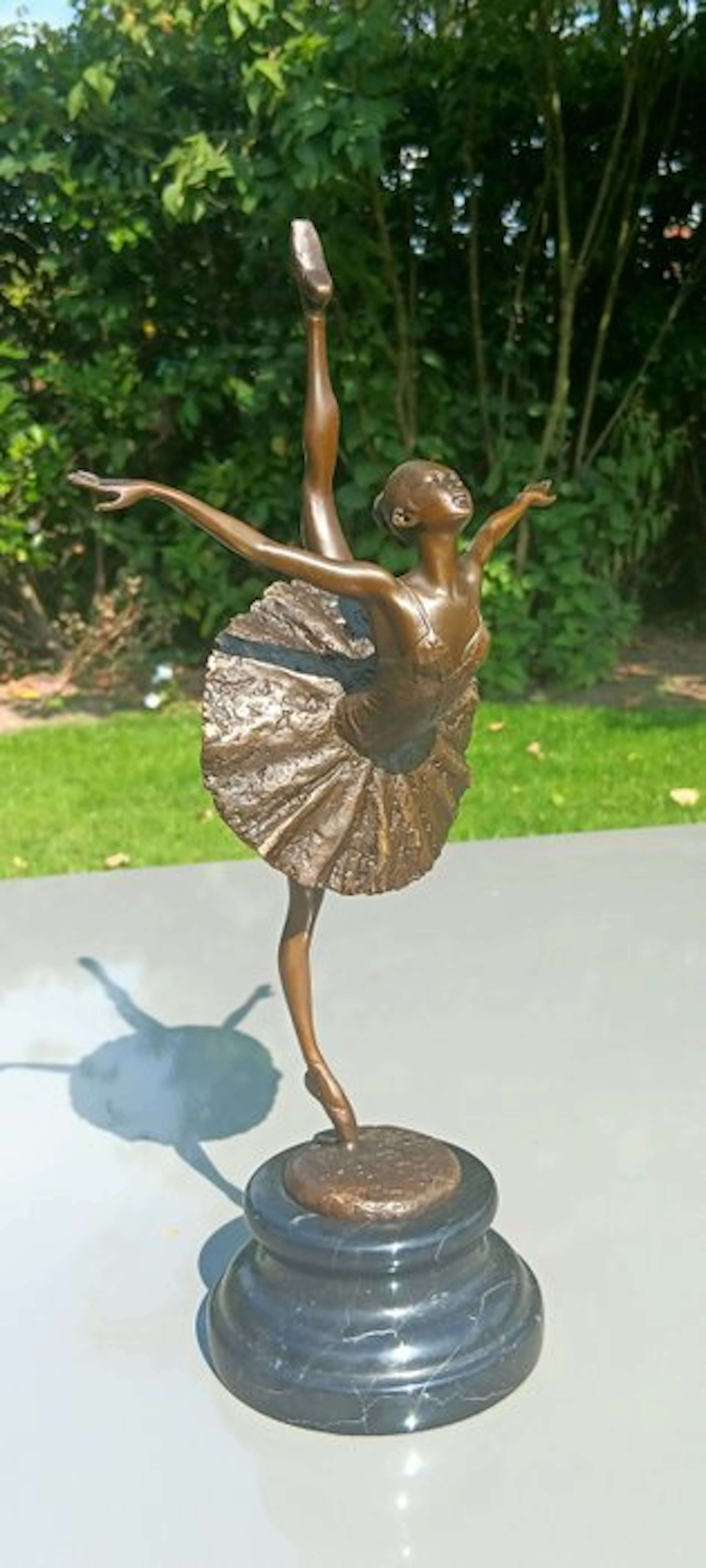 Sculpture, Elegante brons ballerina - 33 cm - bronze marble
