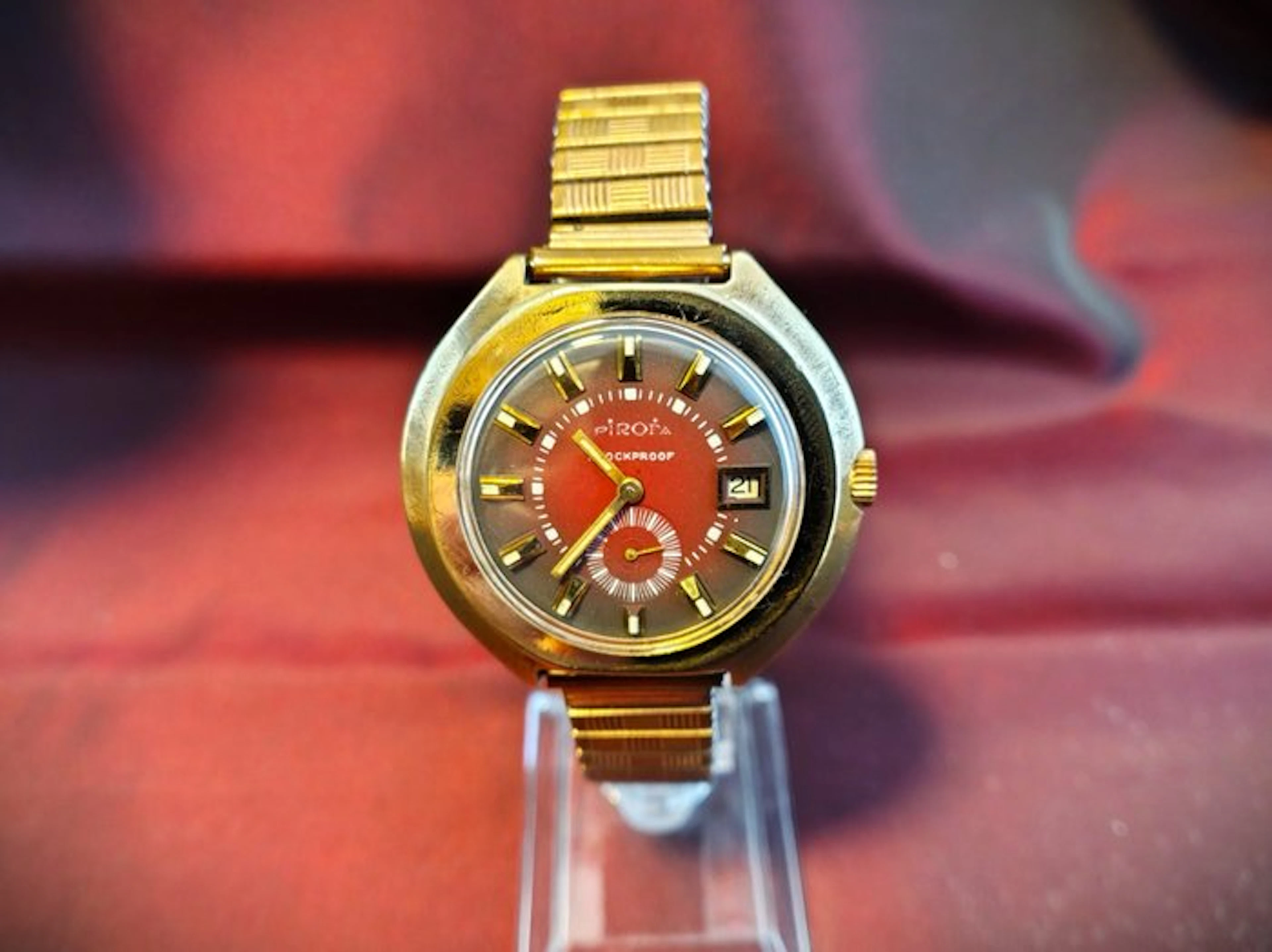 Pirofa - Shockproof - No reserve price - Men - 1971