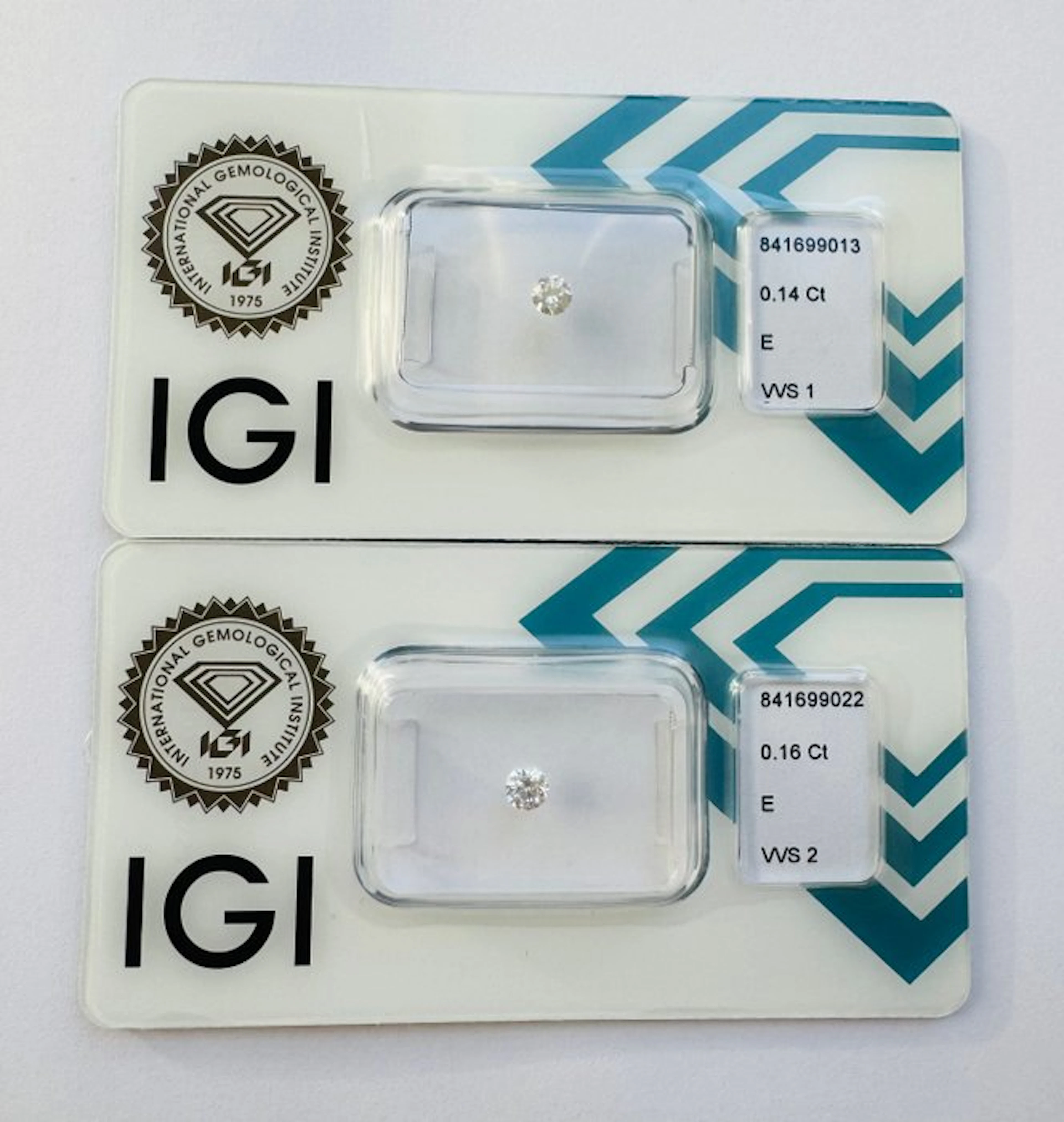 No reserve price - 2 pcs Diamond (Natural) - 0.30 ct - Round - E - VVS1
