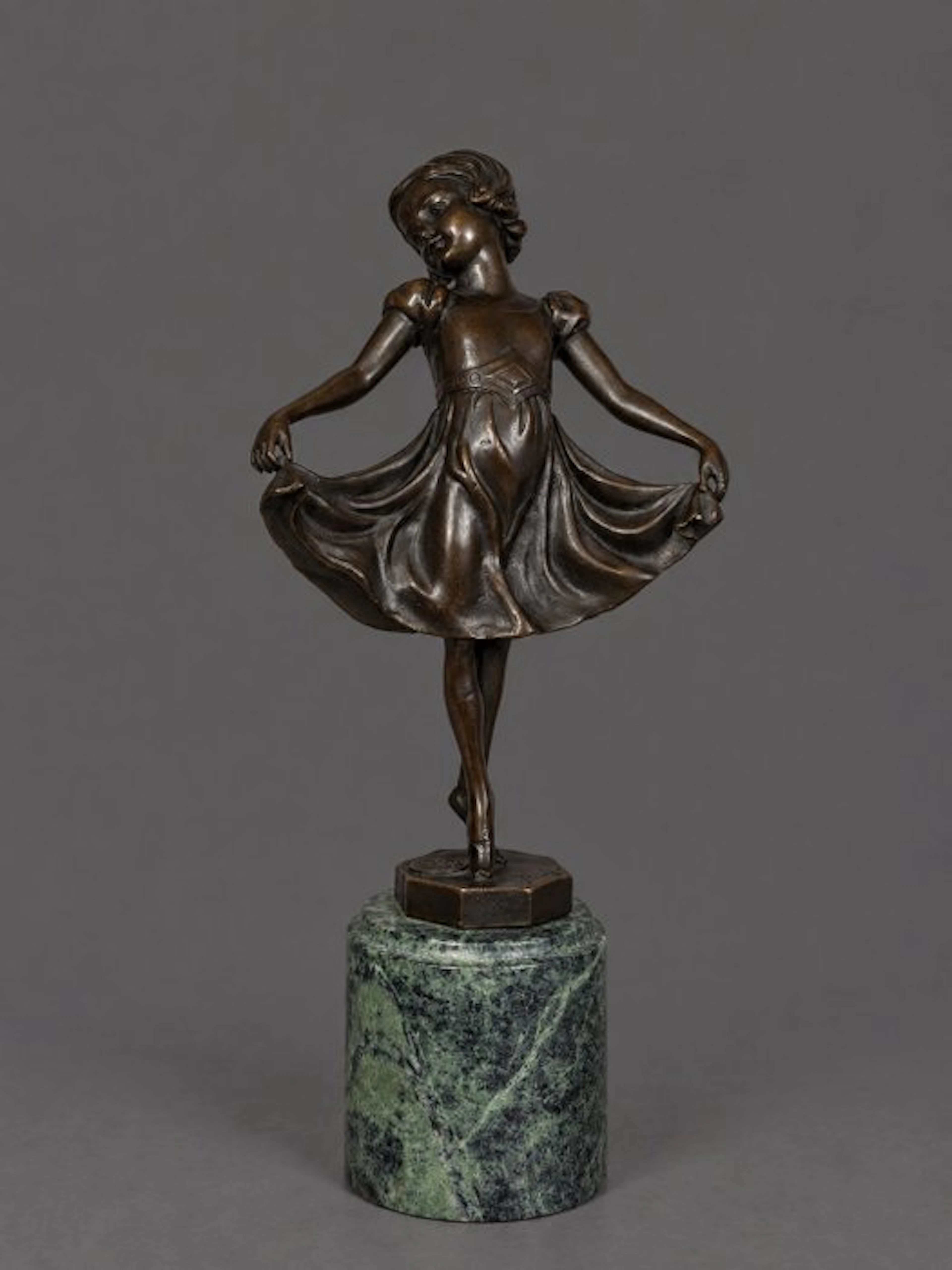 Preijs - Sculpture, Ballerina meisje - 26.3 cm - Bronze