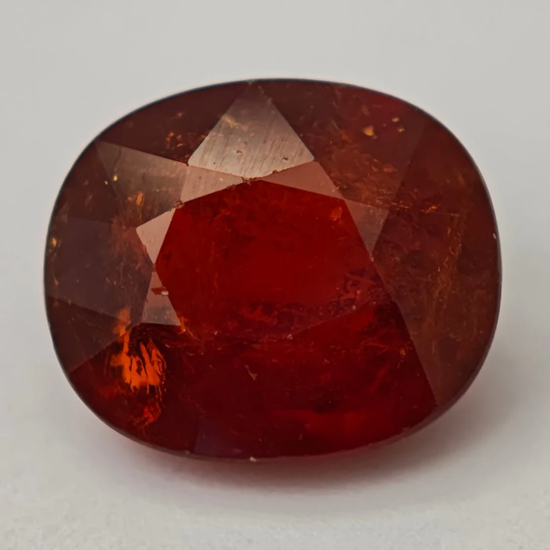 No reserve price Garnet - 9.78 ct - Antwerp Laboratory...