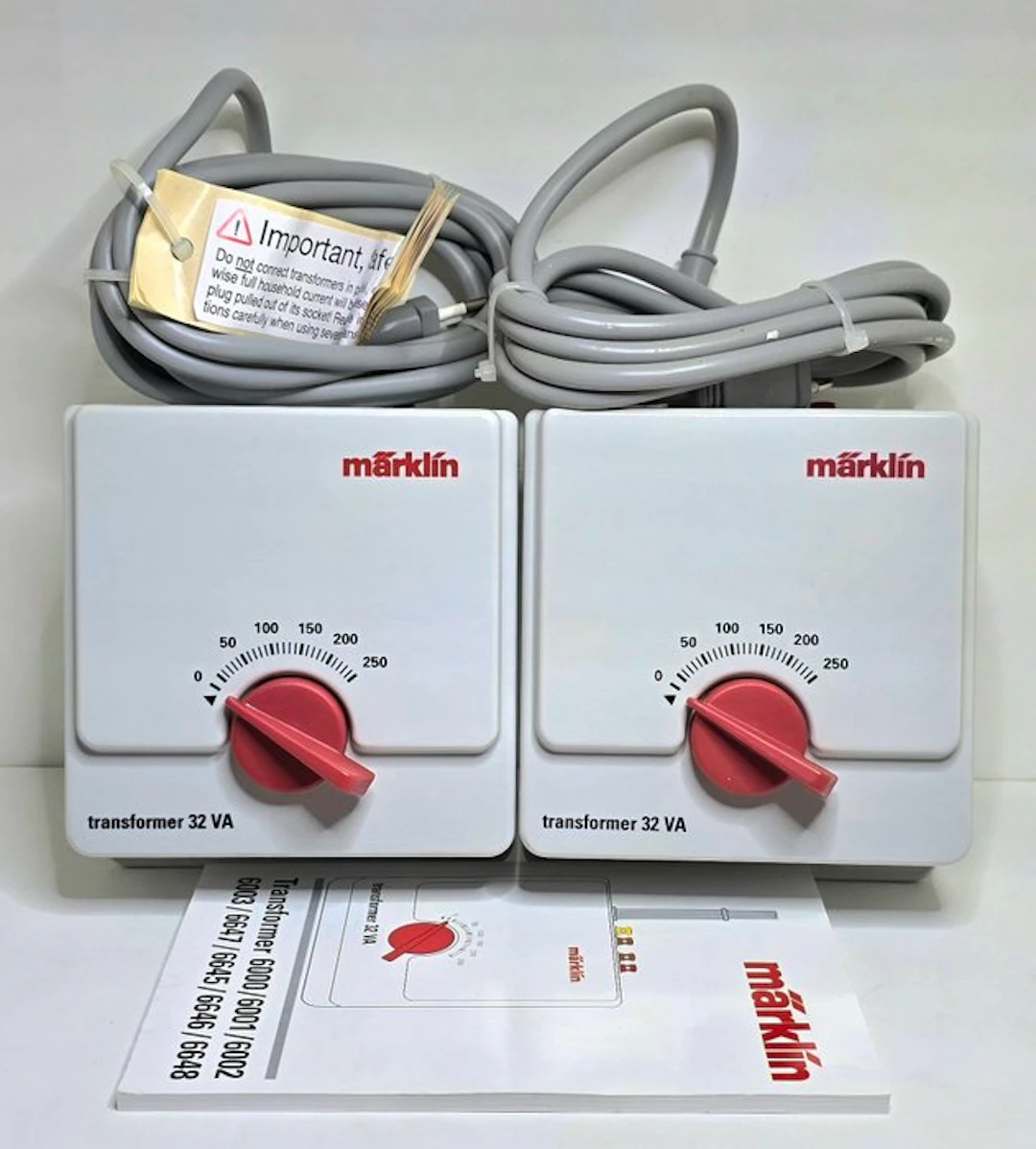 Märklin H0 - 6647 - Model train control unit (2) - Regeltrafo's 32 VA