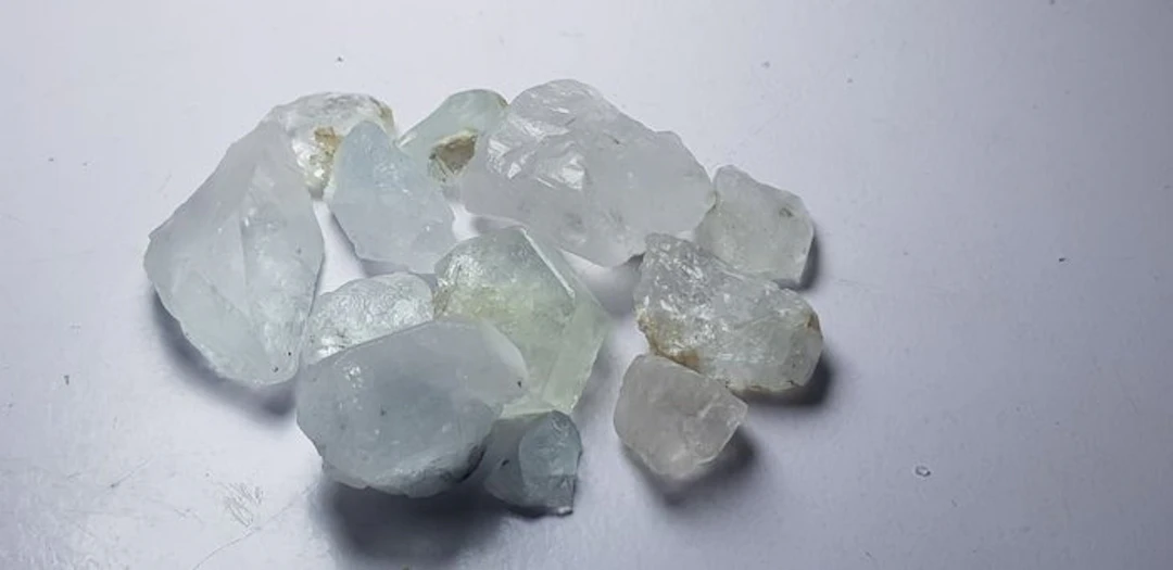 Big Pieces Natural Morganite Rough- 345 g - (18)