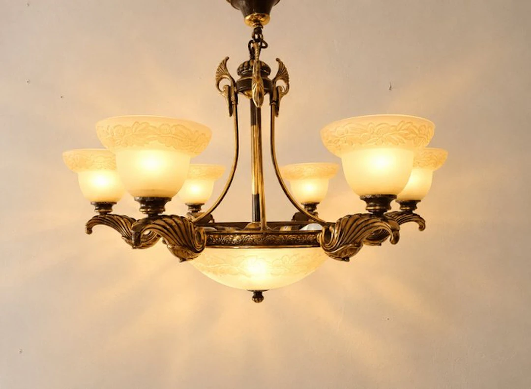 Hanging lamp - Large chandelier with opal glass shades