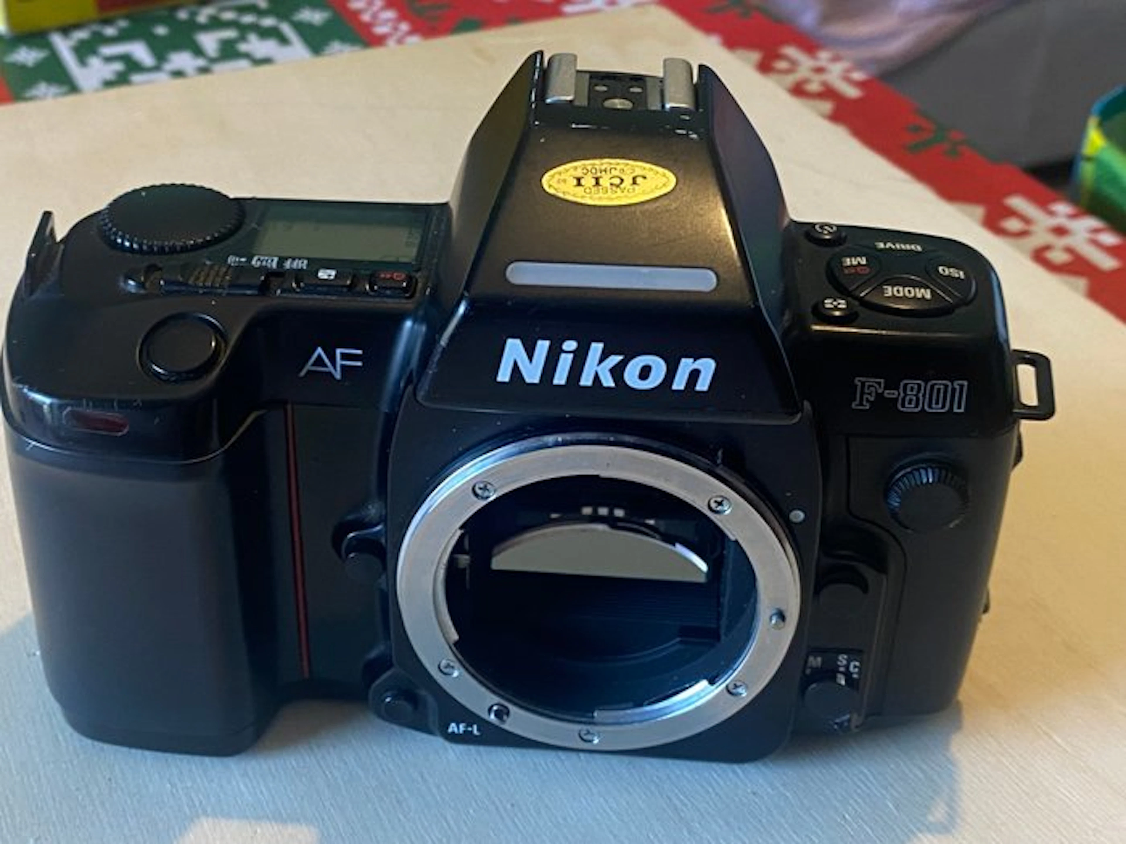 Nikon F-801 Single lens reflex camera (SLR)
