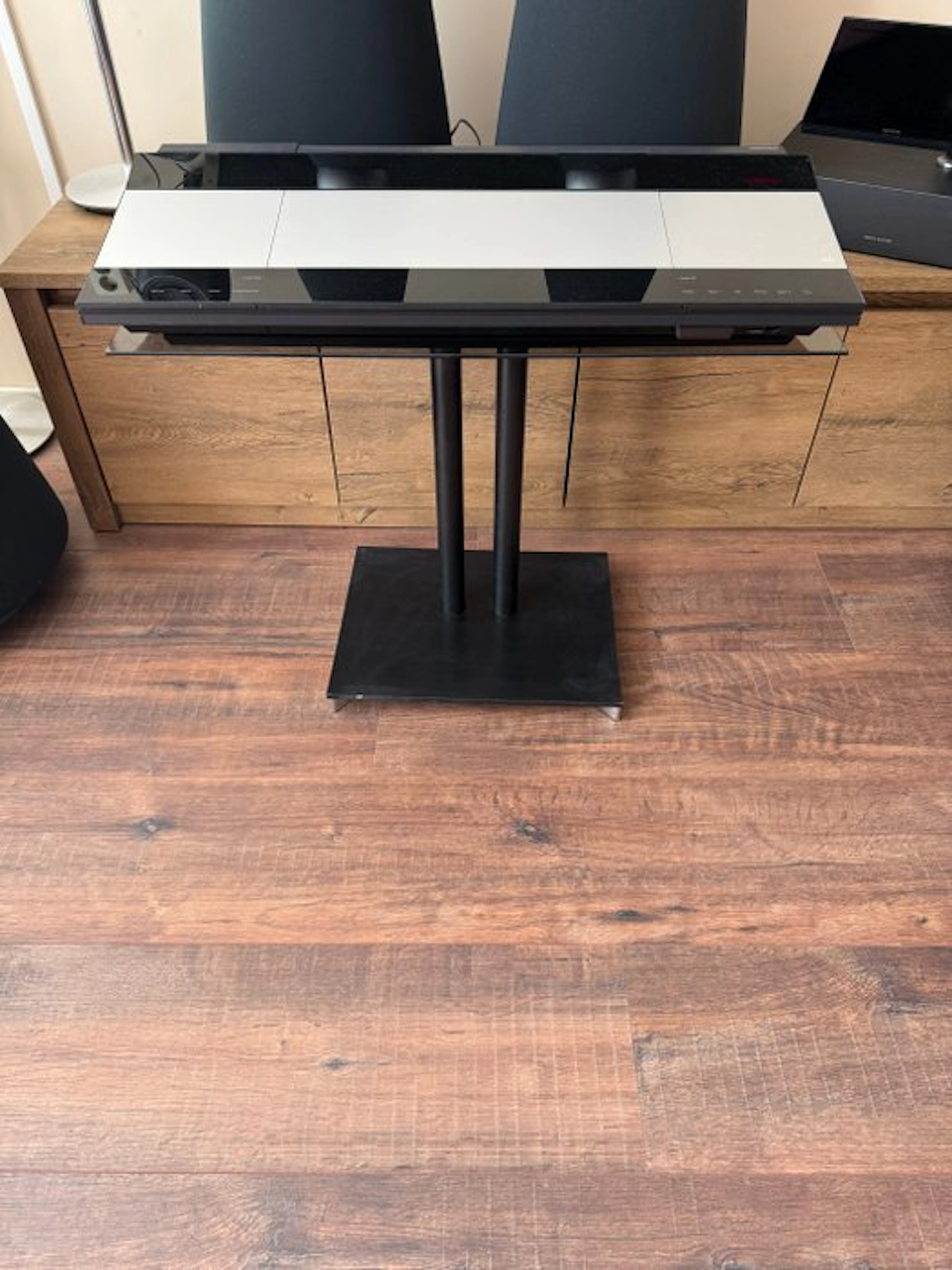 Bang & Olufsen Jacob Jensen - Beocenter 9300 with AUX for streaming Spotify