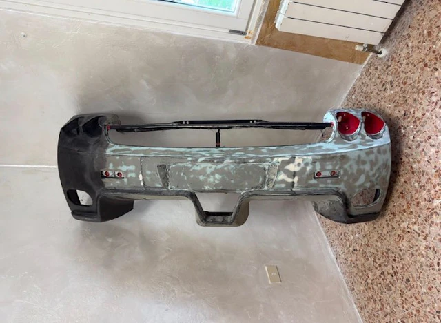 Original Ferrari Enzo rear bumper in carbon fiber - OEM...
