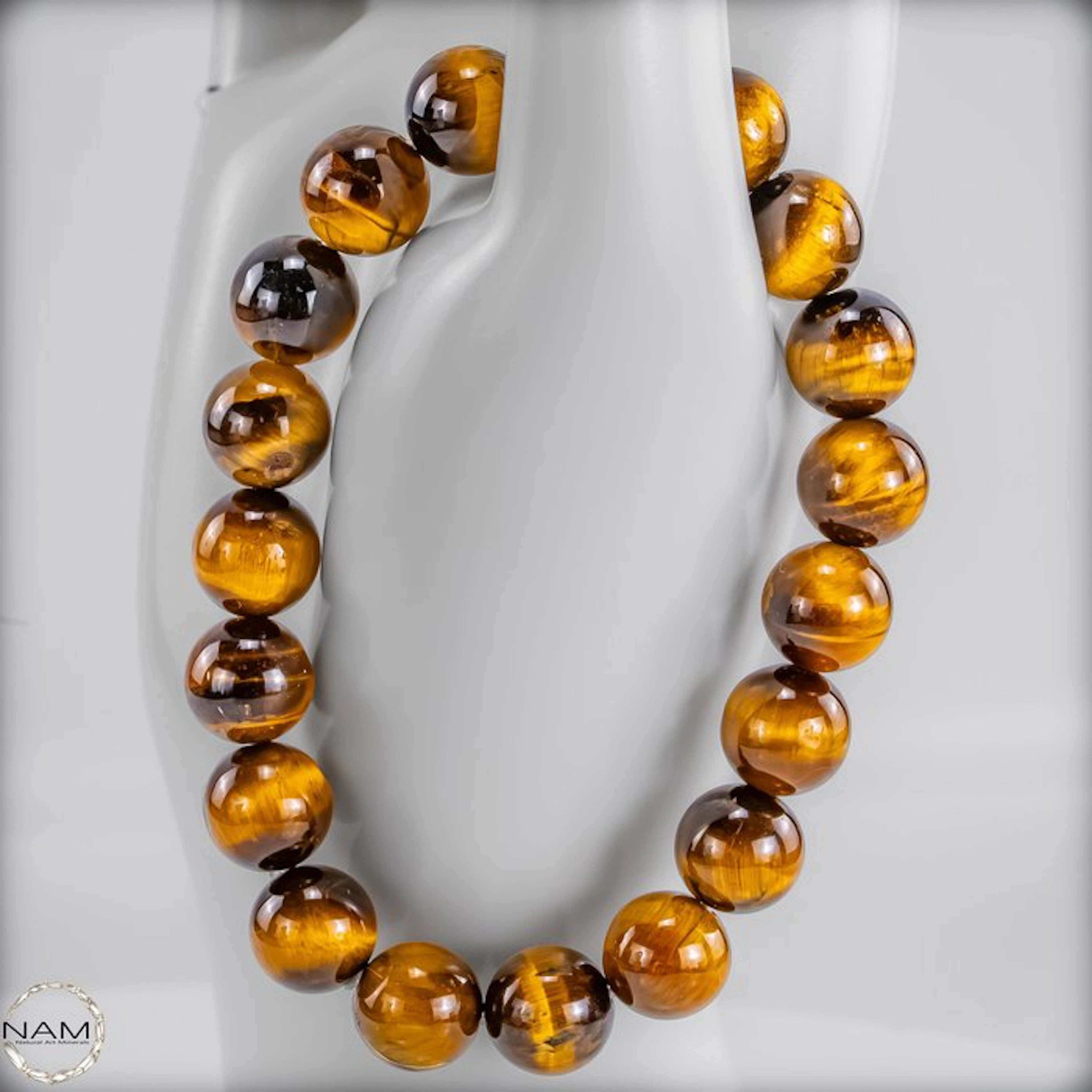 Powerful tiger's-eye bracelet – golden shine and timeless...