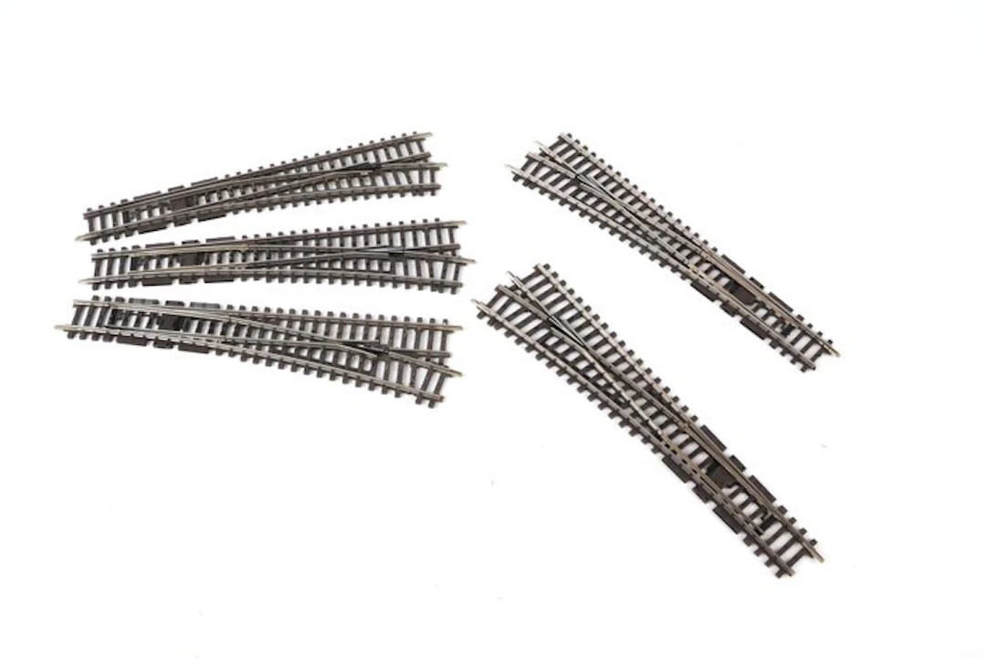 Märklin H0 - 2272/2273 - Model train tracks (5) - Five sleek K-Rail switches