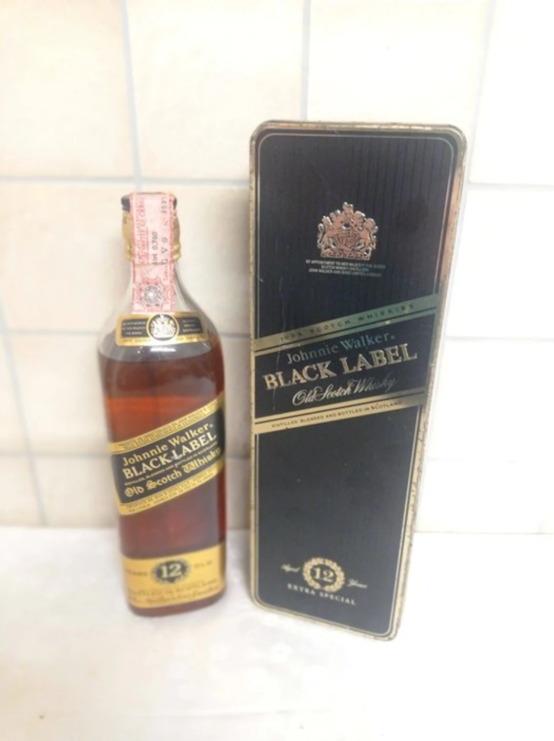 Johnnie Walker 12 years old Black Label - b. 1970s - 75cl