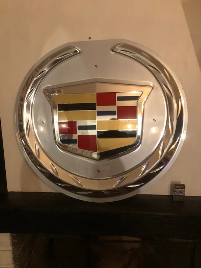 Cadillac - Cadillac emblem mural - Sign - PVC