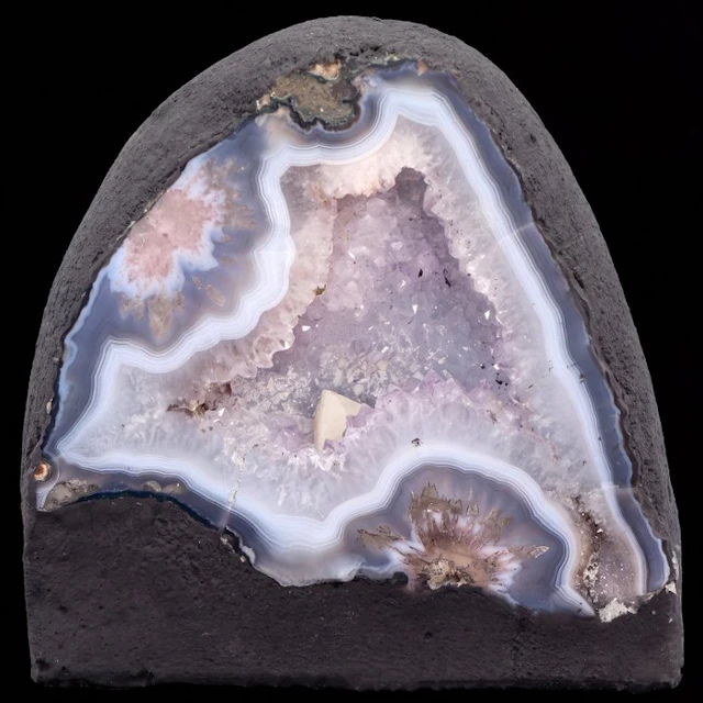 Blue Agate - Geode - 16x17x12 cm- 4.7 kg
