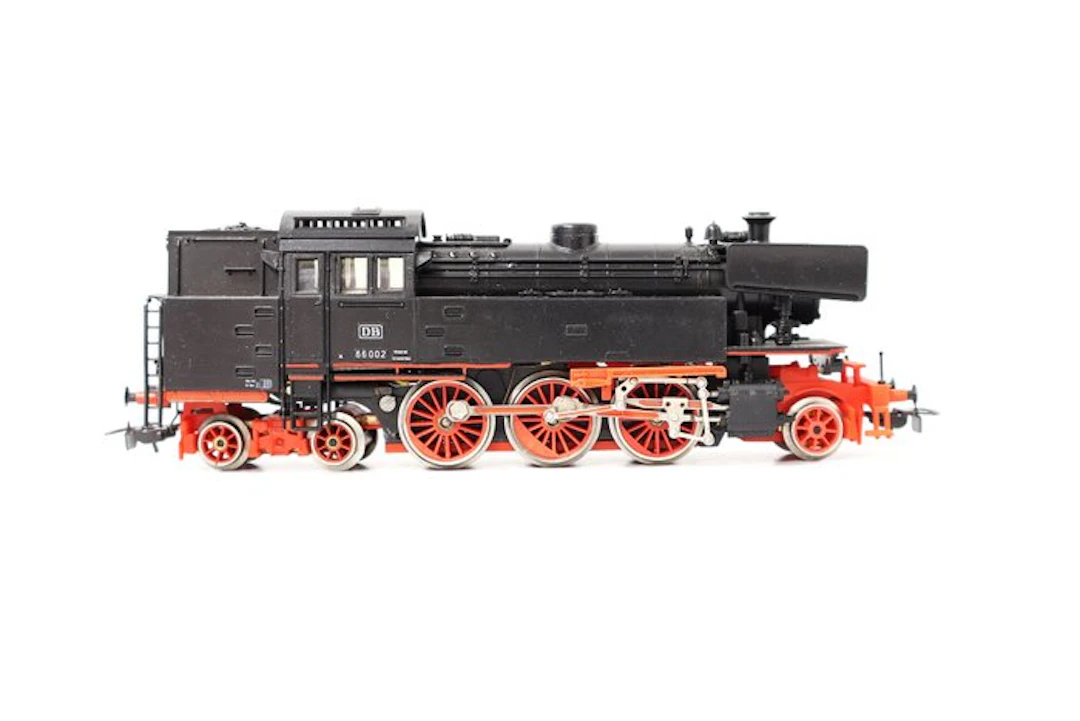 Piko H0 - Model train locomotive (1) - DB