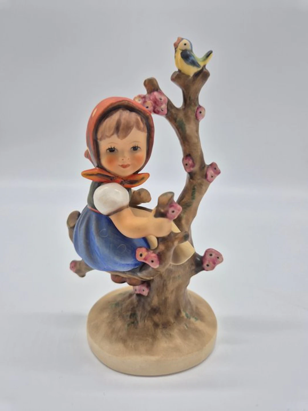 Goebel - Figure - Hummel - Apple Tree Girl, Modell 141/I - Porcelain