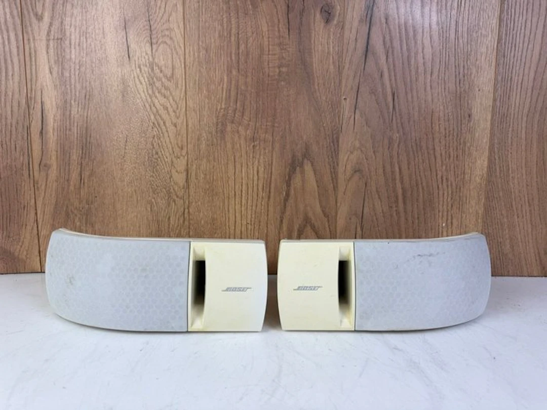 Bose - 161 - Matching Pair Speaker set