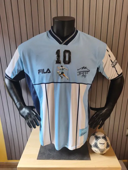 Argentina - Diego Maradona - 2001 - Football shirt