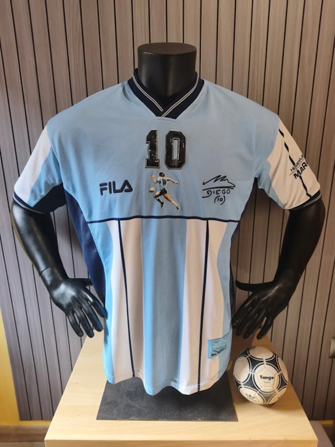 Argentina - Diego Maradona - 2001 - Football shirt