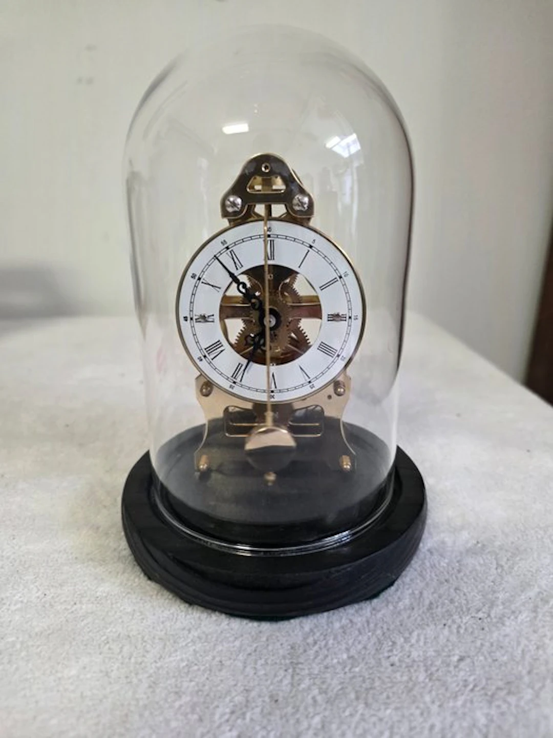 Skeleton clock - W