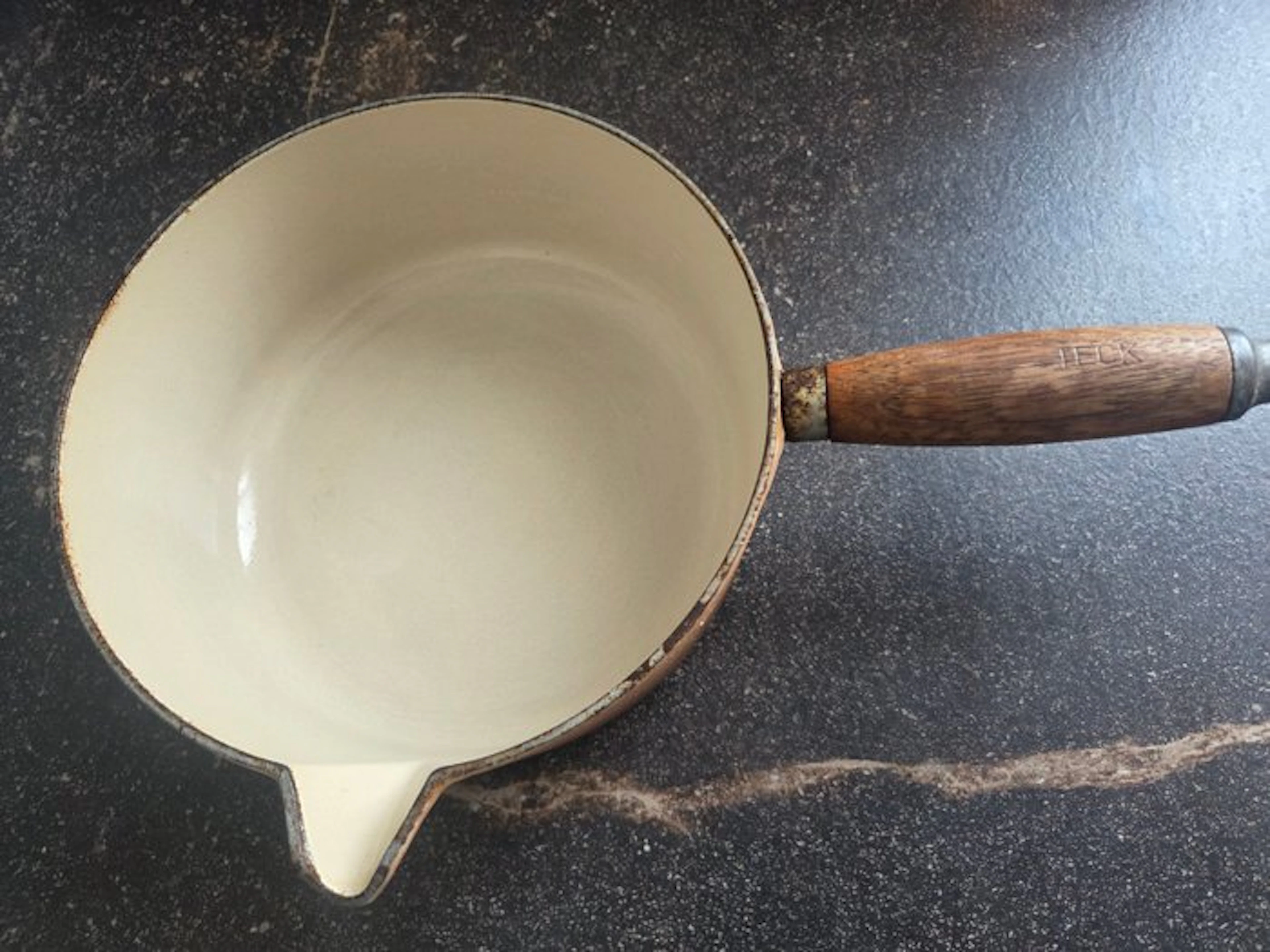 Le Creuset - Saucepan (5) - Steel