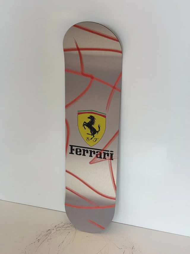 Beever Deco Art - Ferrari goes skating!