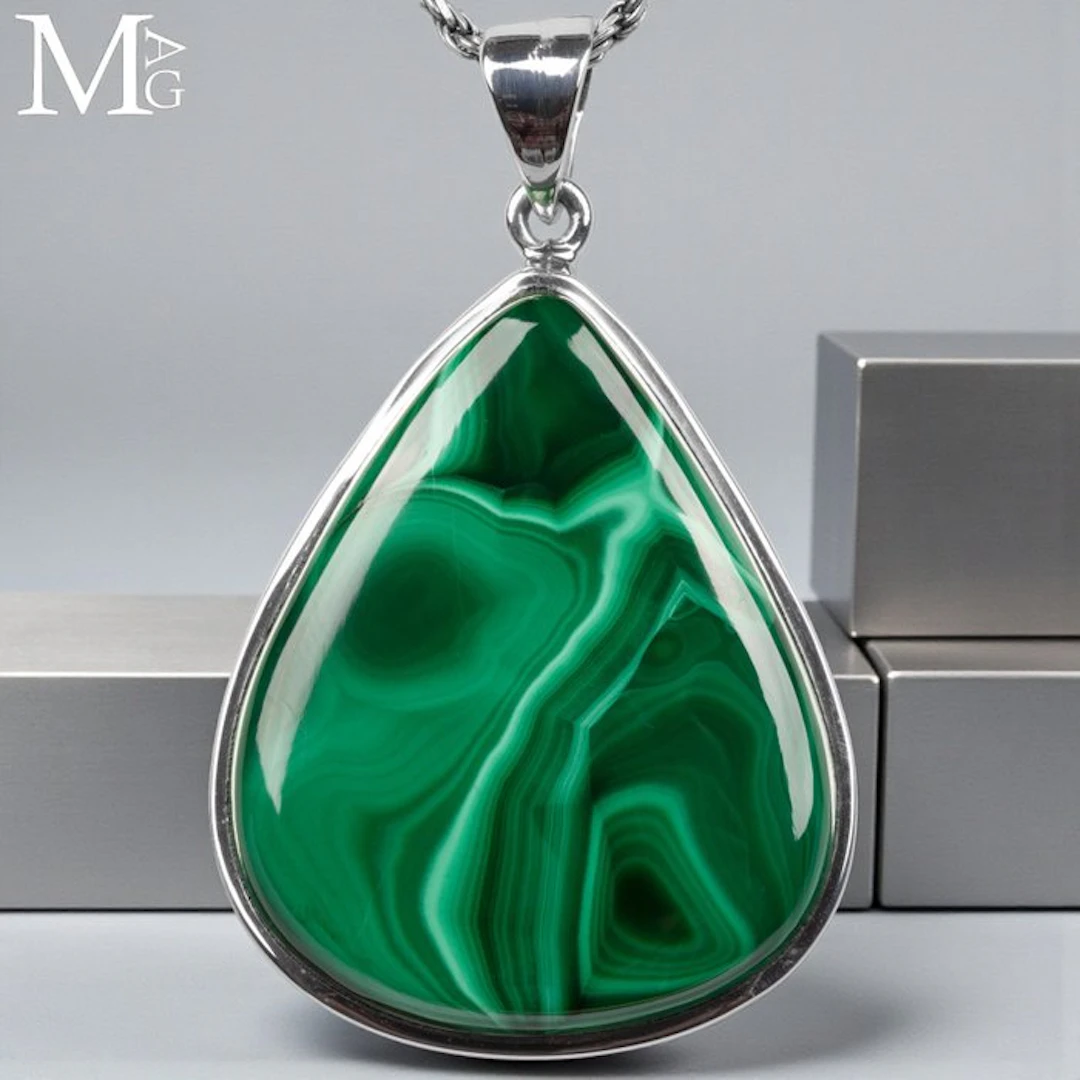 Natural Malachite Eye Malachite - Height: 51 mm - Width: 32 mm- 19 g - (1)