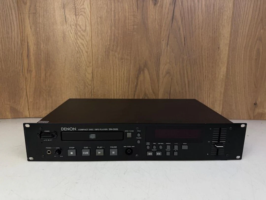 Denon - DN-C635 Professional Rackmount CD player