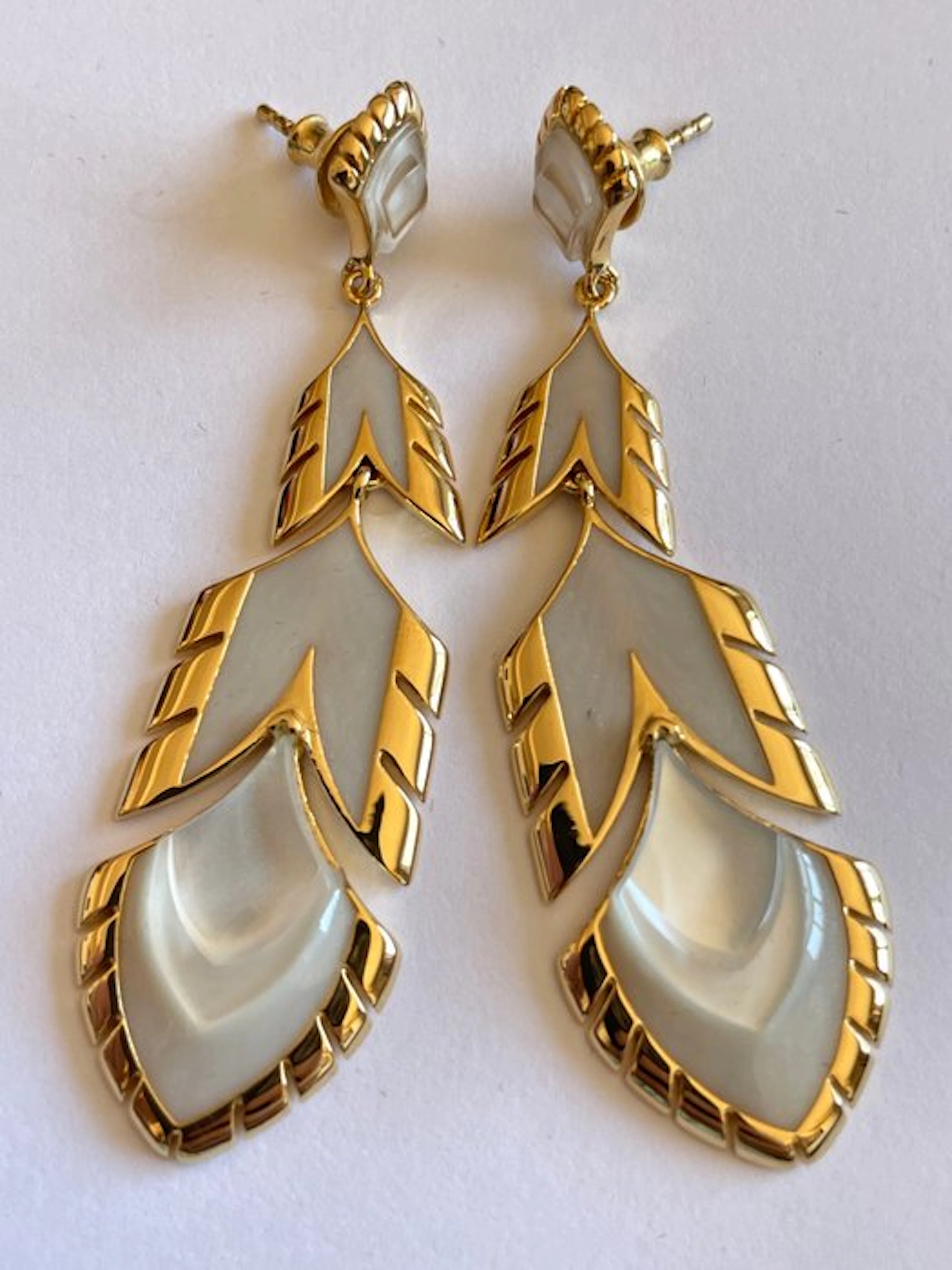 René Lalique - “Paon” (bagged) - Gold-plated, Crystal - Earrings