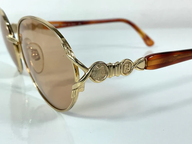 Fendi - Sunglasses