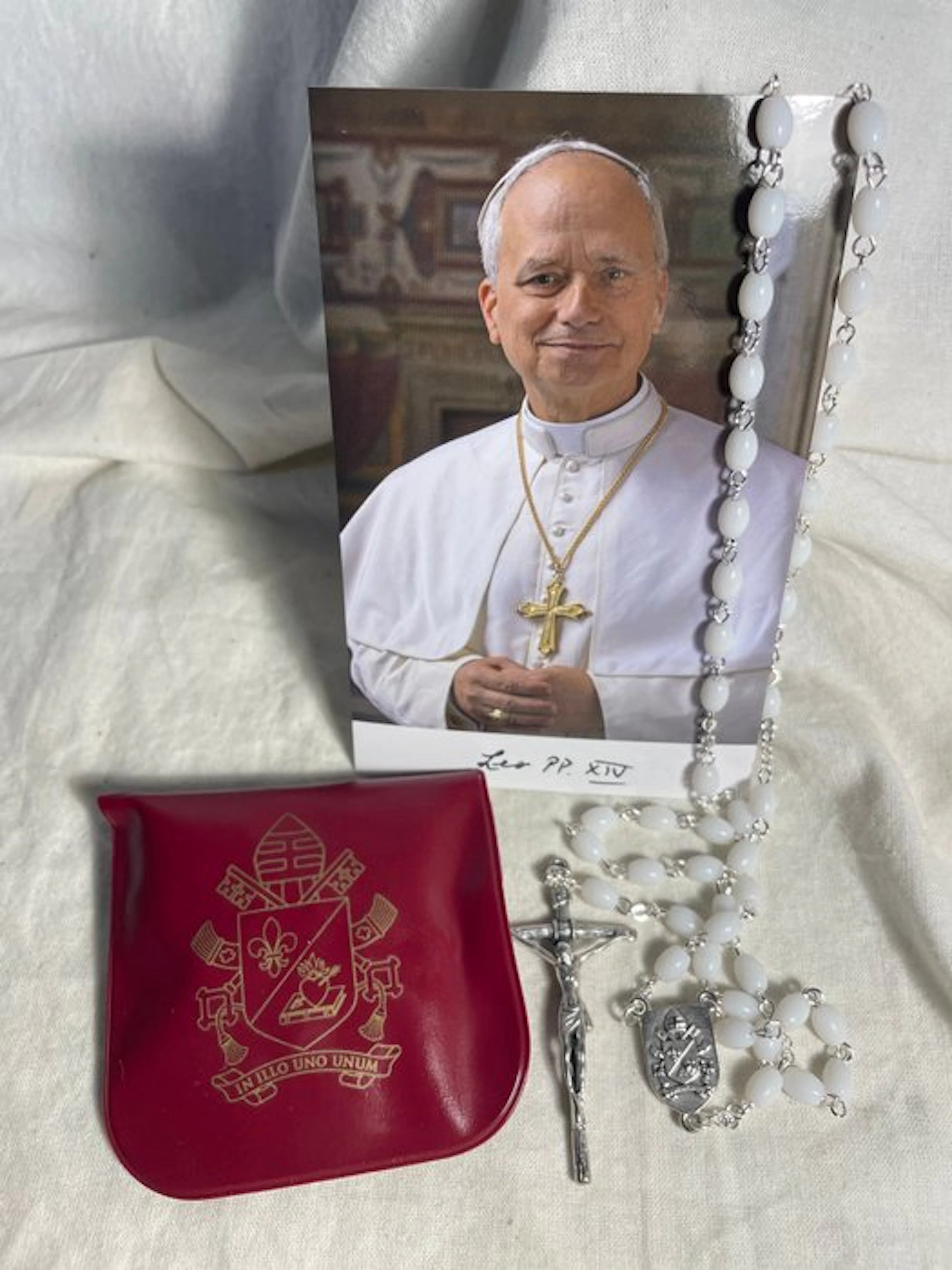 Pope Leo XIV – Official Audience Rosary – Blessed by the...
