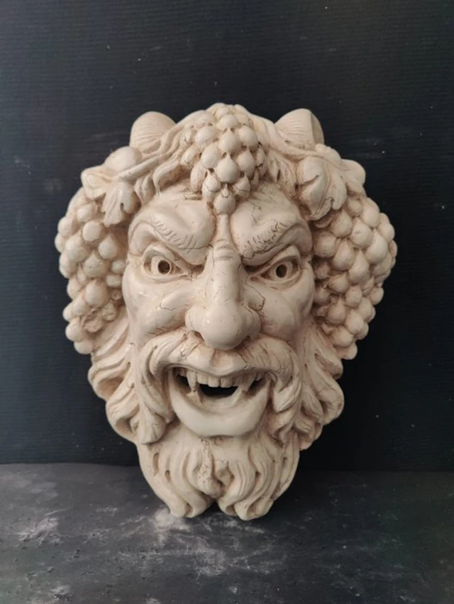 Sculpture, Mascherone/Bocca da Fontana - Volto di Fauno con uva -