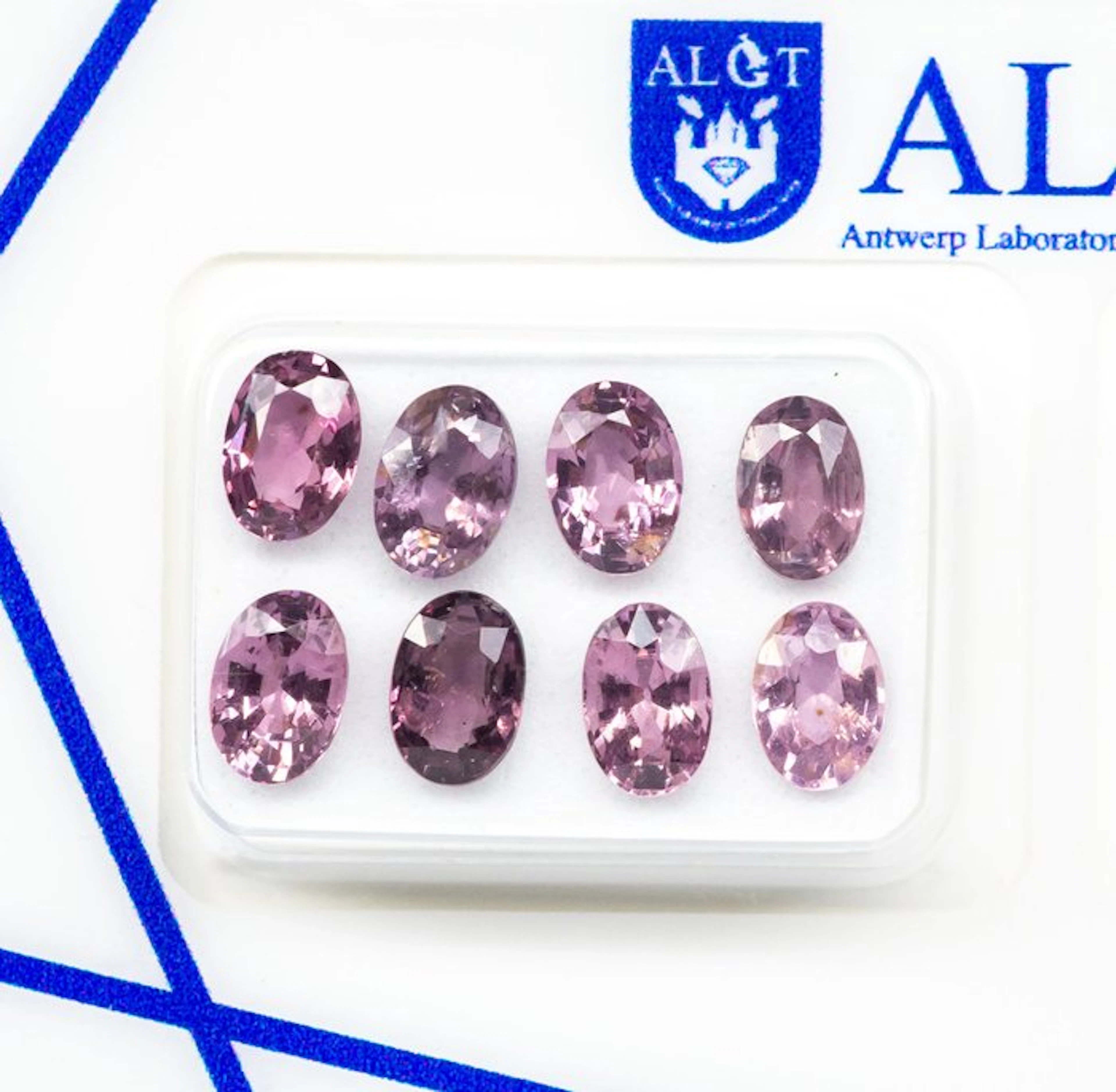 No reserve price - 8 pcs Spinel - 4.17 ct - Antwerp...