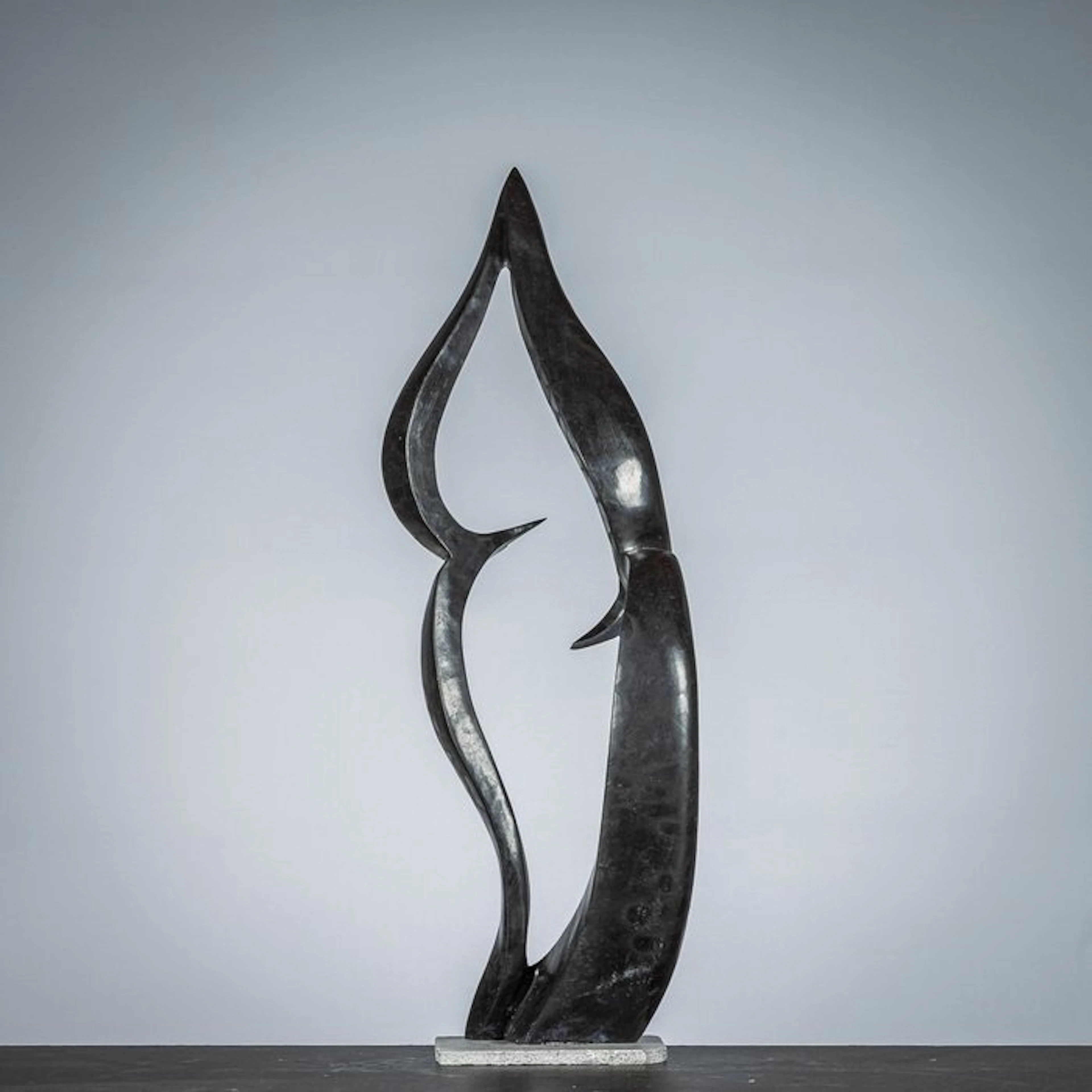 Sculpture, Flying birds - 560 mm - serpentine stone