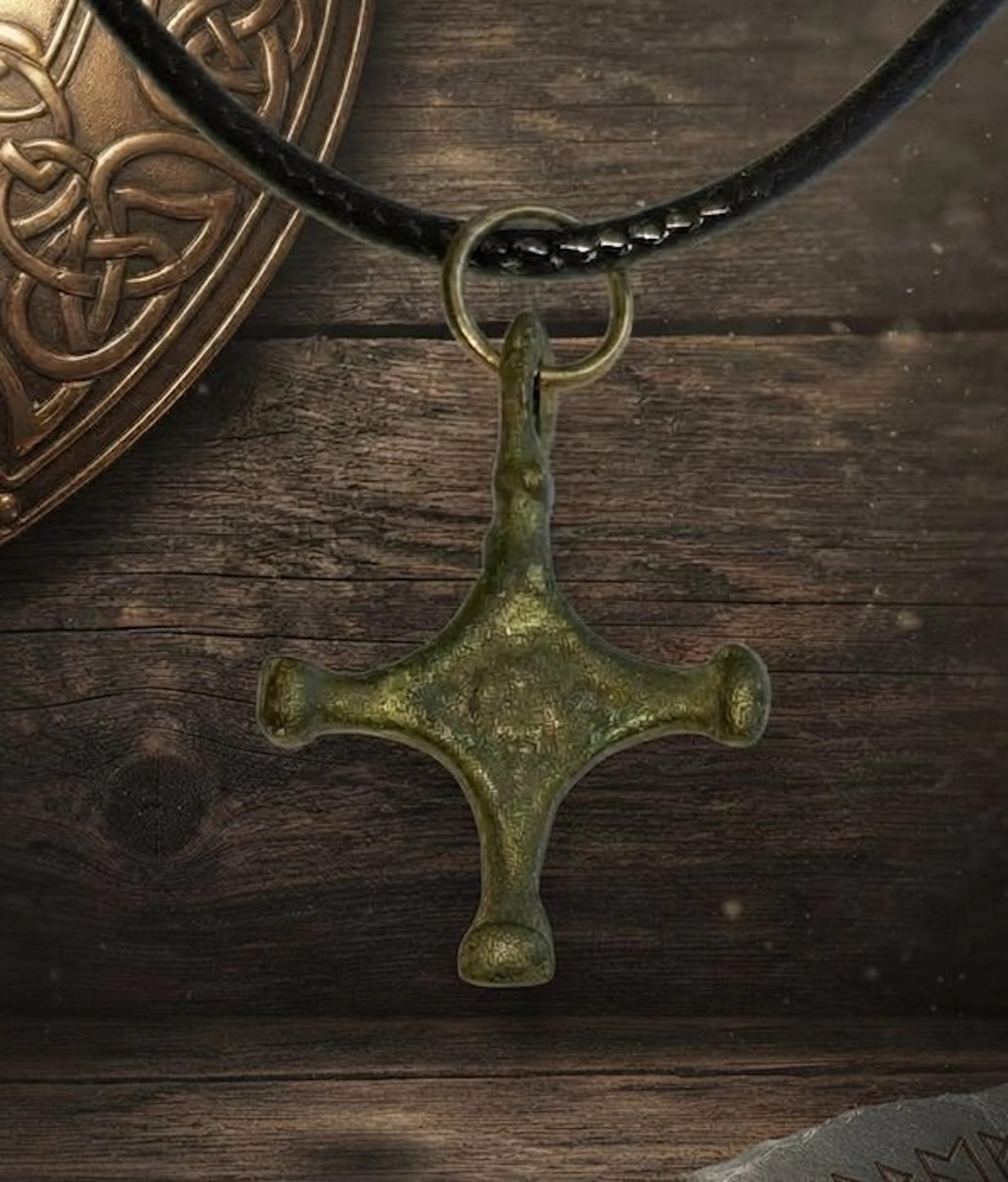 Medieval Bronze pectoral cross.In excellent condition. (No reserve price)