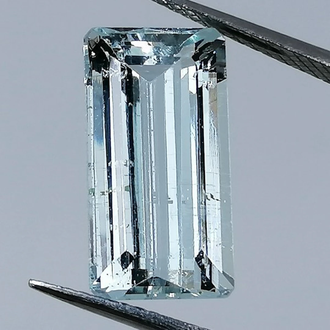 Aquamarine - 5.04 ct - Instituto Gemólogico Español (IGE) - No Treatments