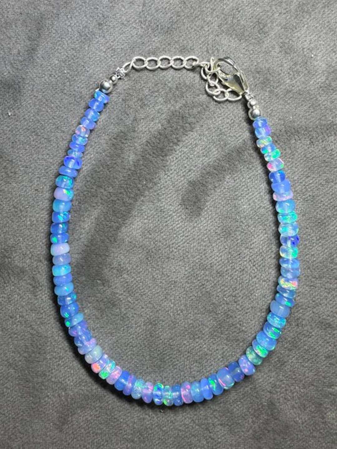 Smooth blue opal bracelet from Ethiopia + 925 silver...