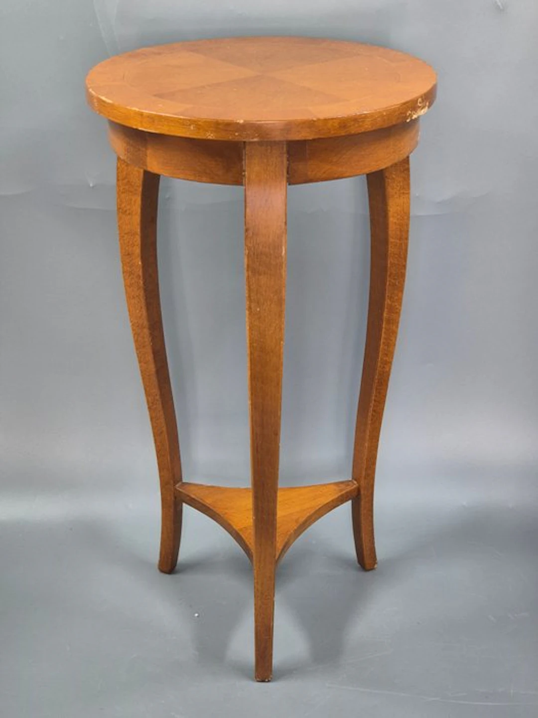 Klassischer Beistelltisch Holz – Antiker Blumentisch...