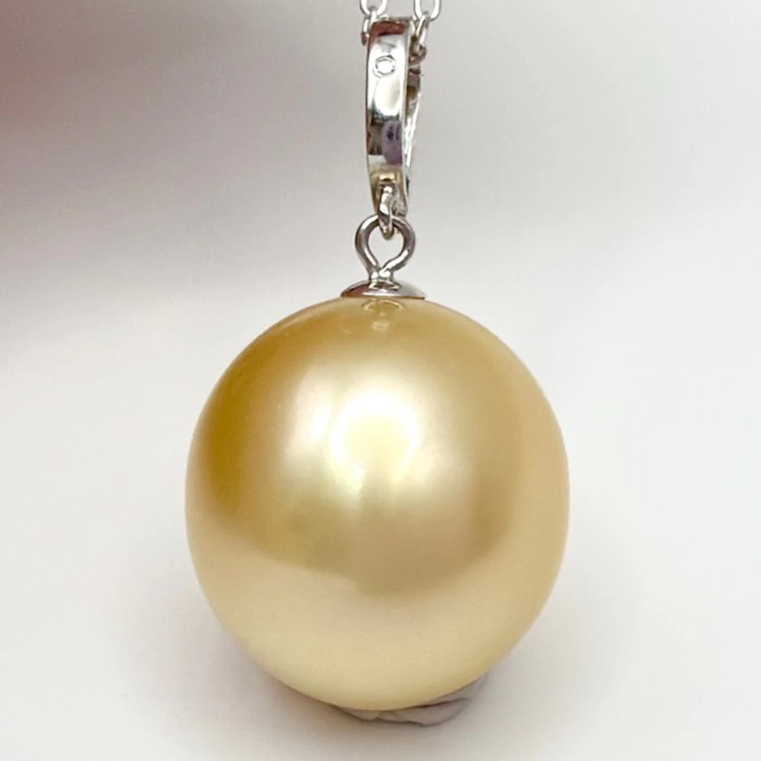 No reserve price - Pendant Platinum Pearl - Diamond - 13.1 × 14.0 mm - New