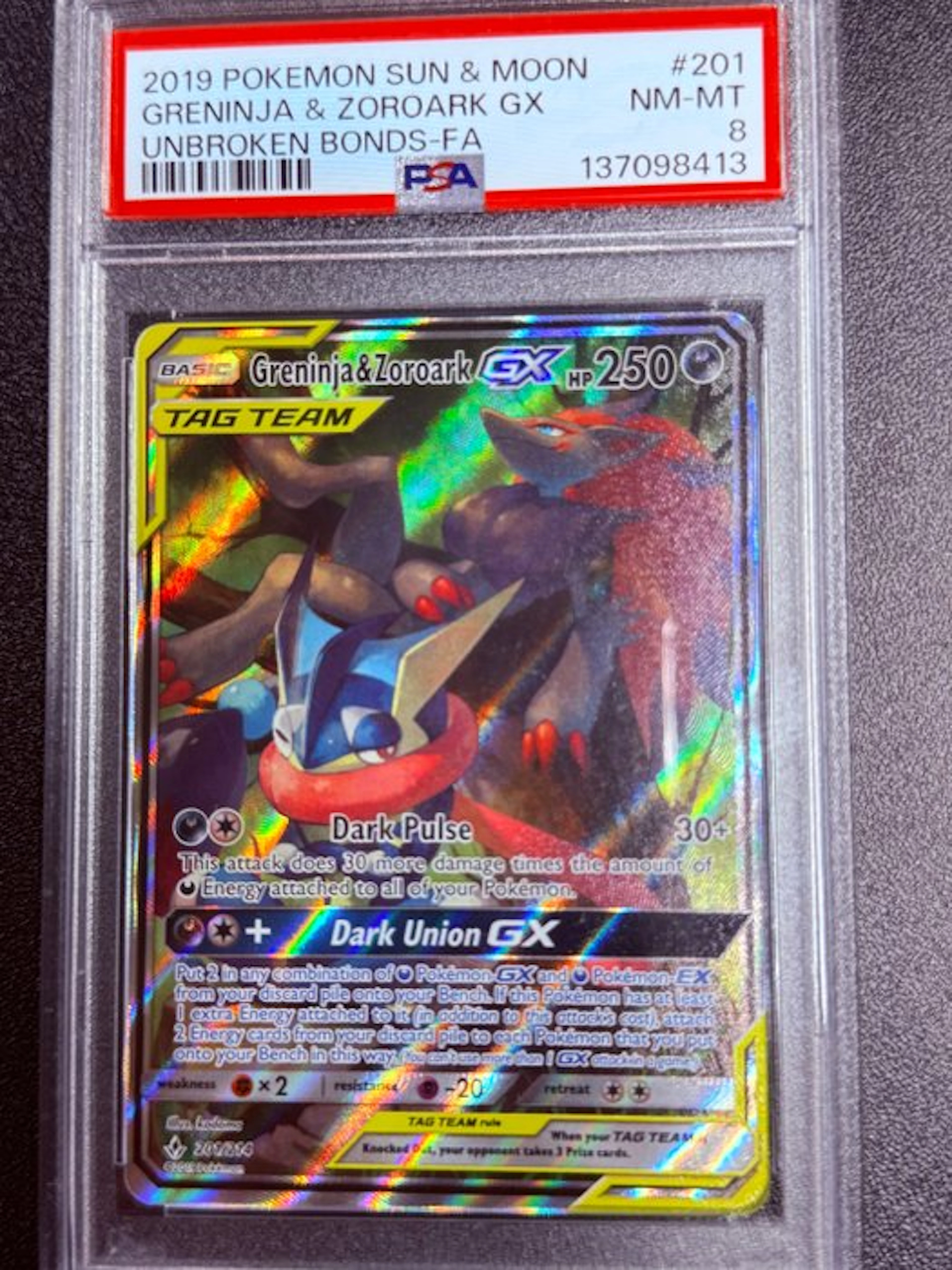 Pokémon - 1 Graded card - Greninja & Zoroark GX 201 Foil