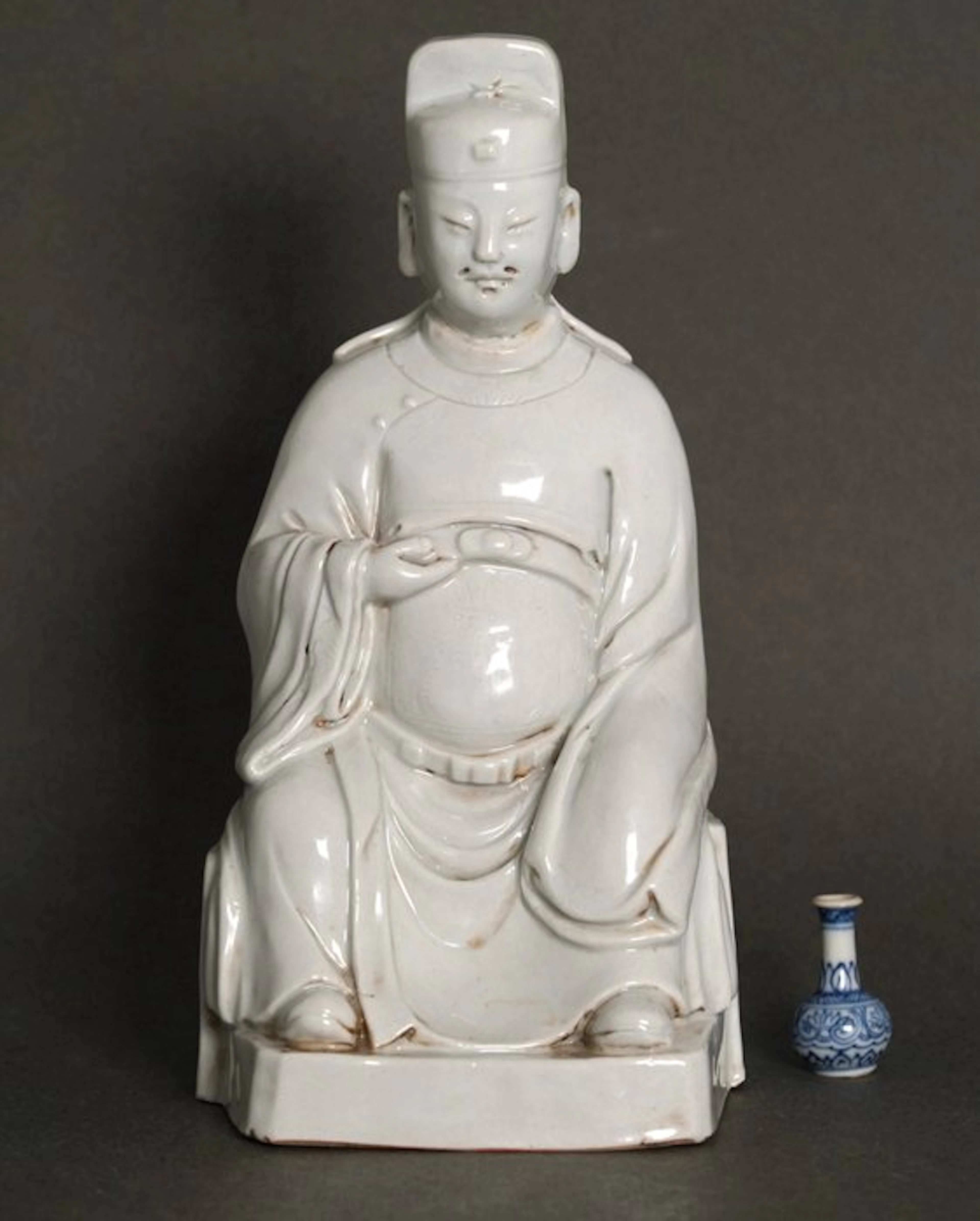 Large Wenchang Wang wearing a long Gawn with Dragon Robe...