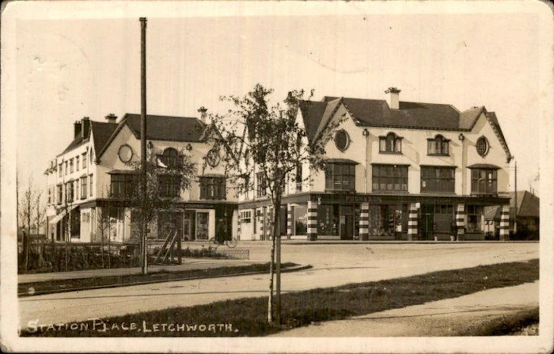 U.K. - Postcard (311) - 1900-1999