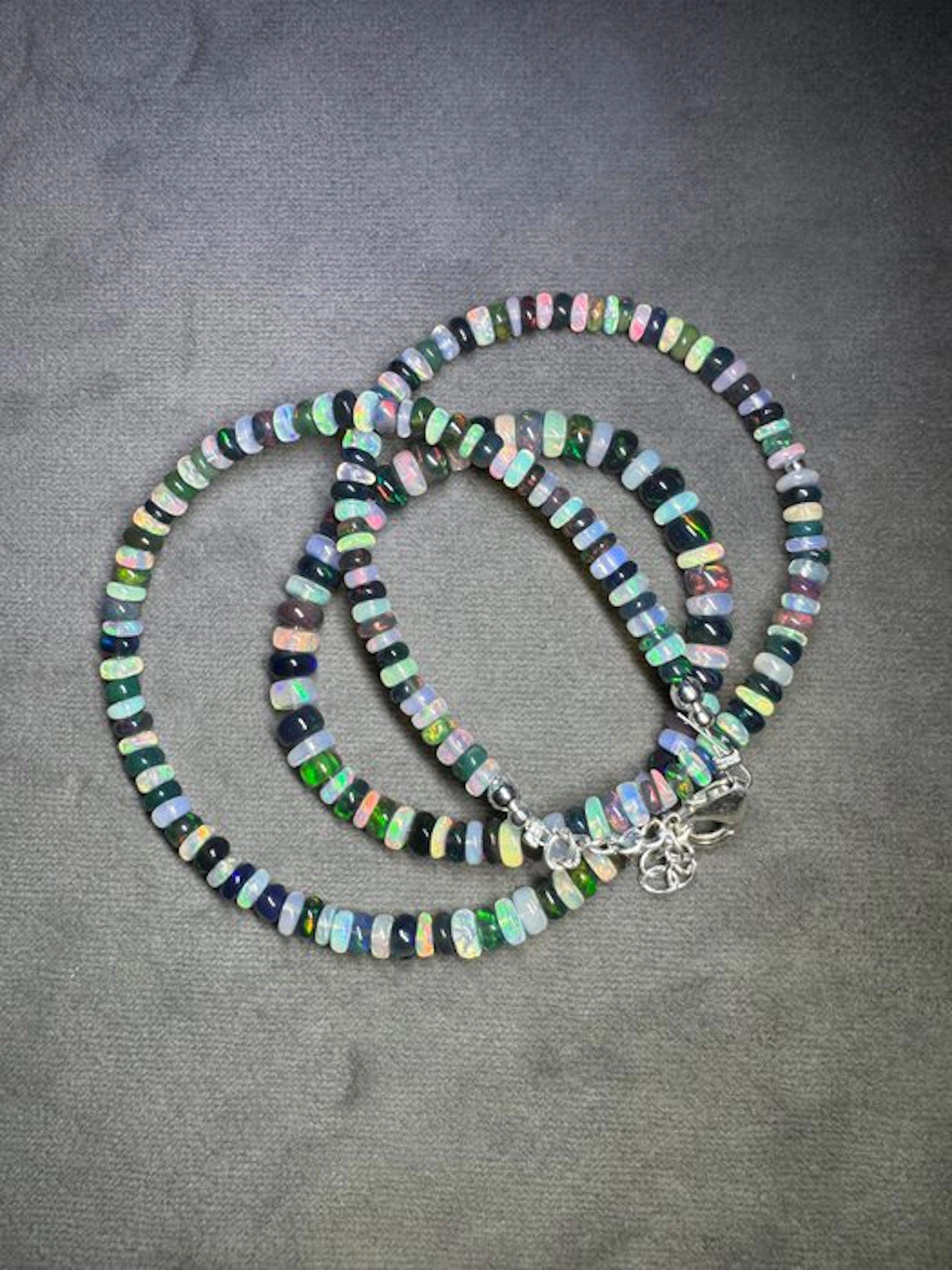 Smooth Ethiopian black and white opal necklace + 925...