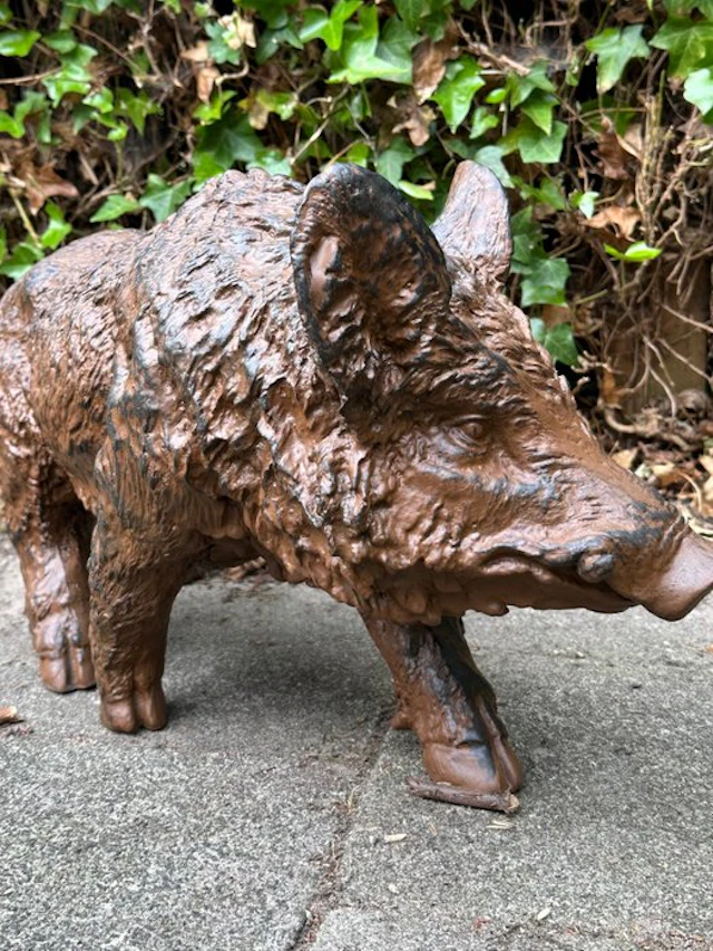 No reserve-Groot en zwaar beeld van een Wild Zwijn (Everzwijn) - Statue