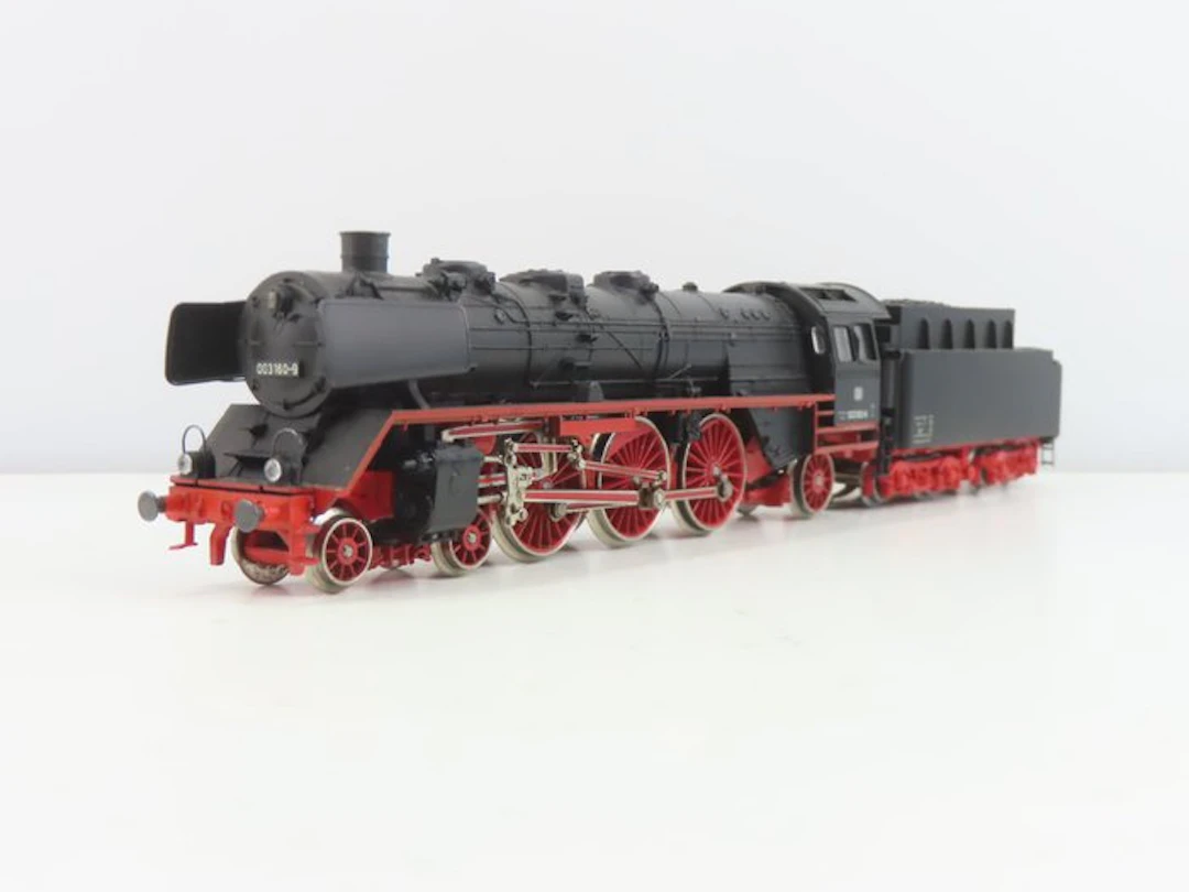 Märklin H0 - 3085 - Steam locomotive with tender (1) - BR 003 - DB