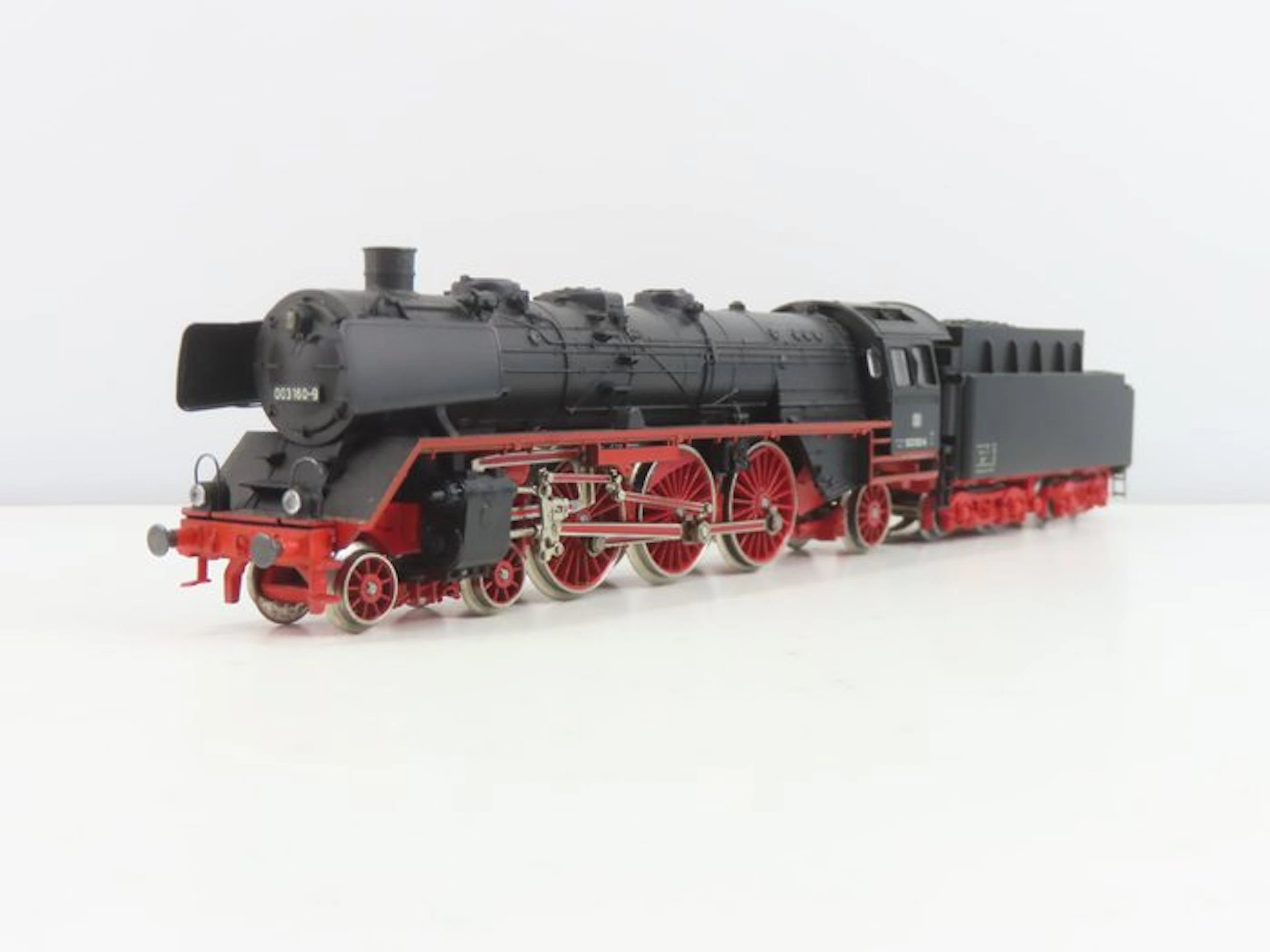 Märklin H0 - 3085 - Steam locomotive with tender (1) - BR 003 - DB