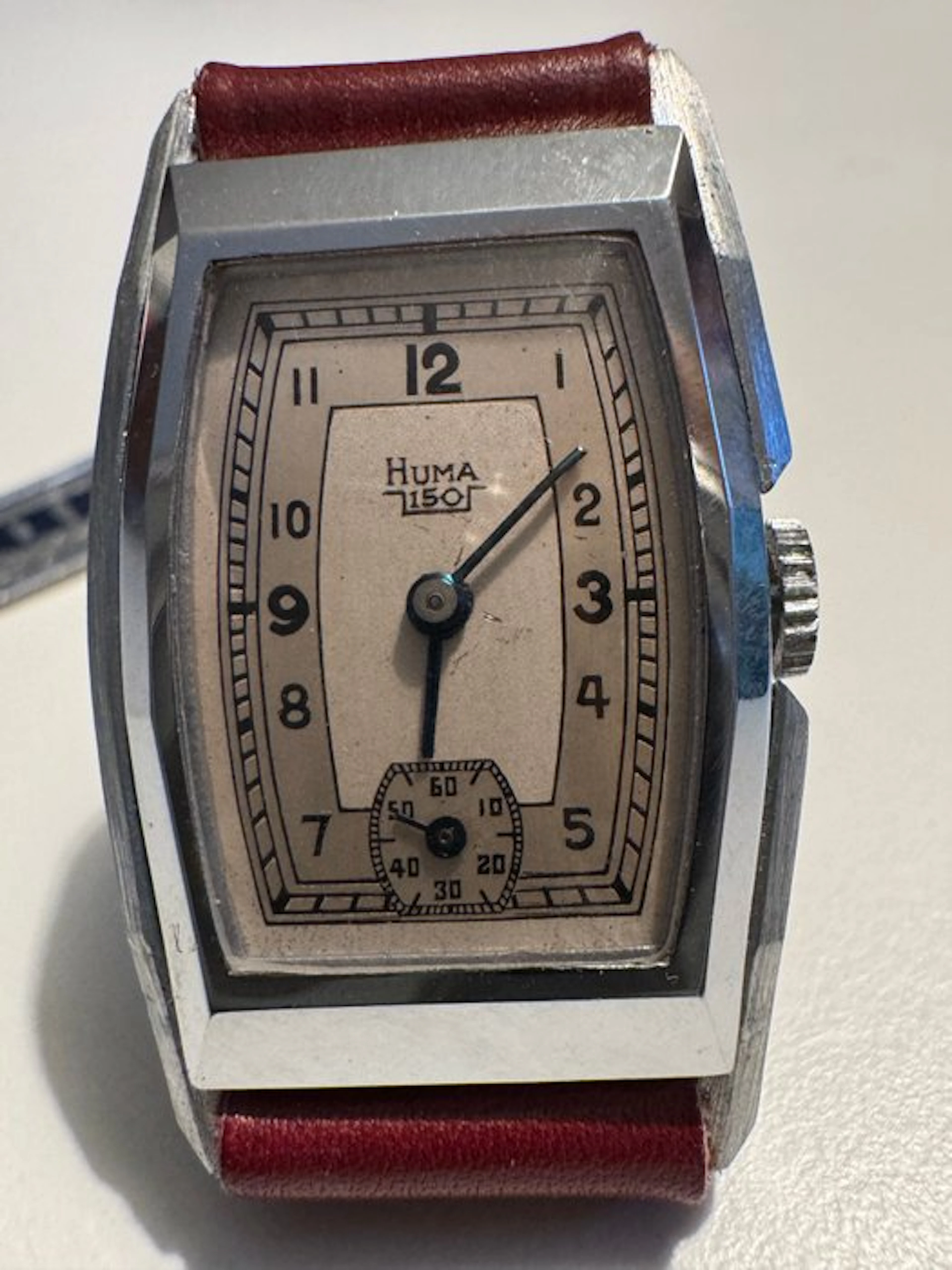 Huma - 150 Tonneau Art Deco ungetragen alter Lagerbestand...