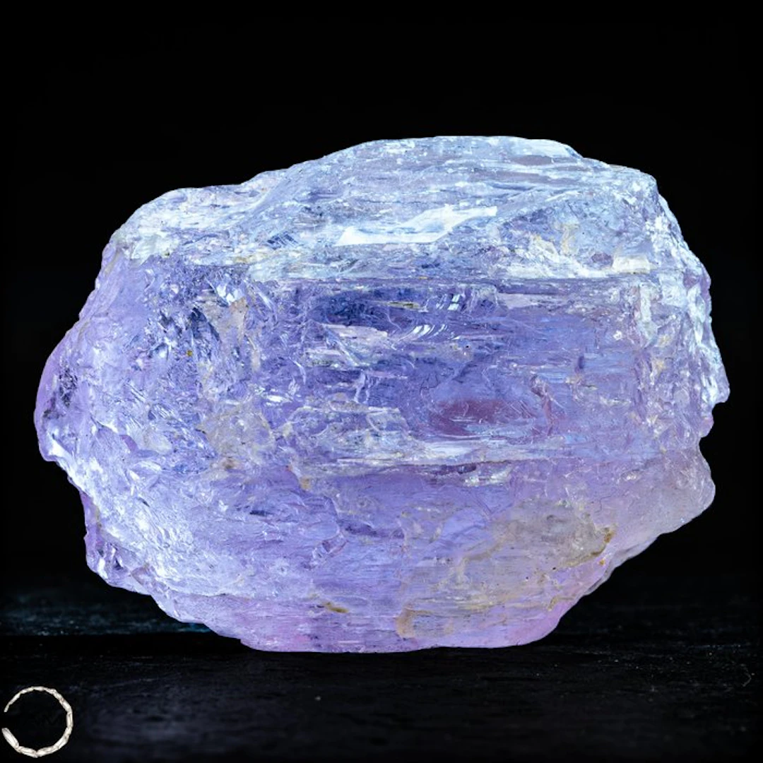 Natural Kunzite rough crystal – Rare lilac-colored...