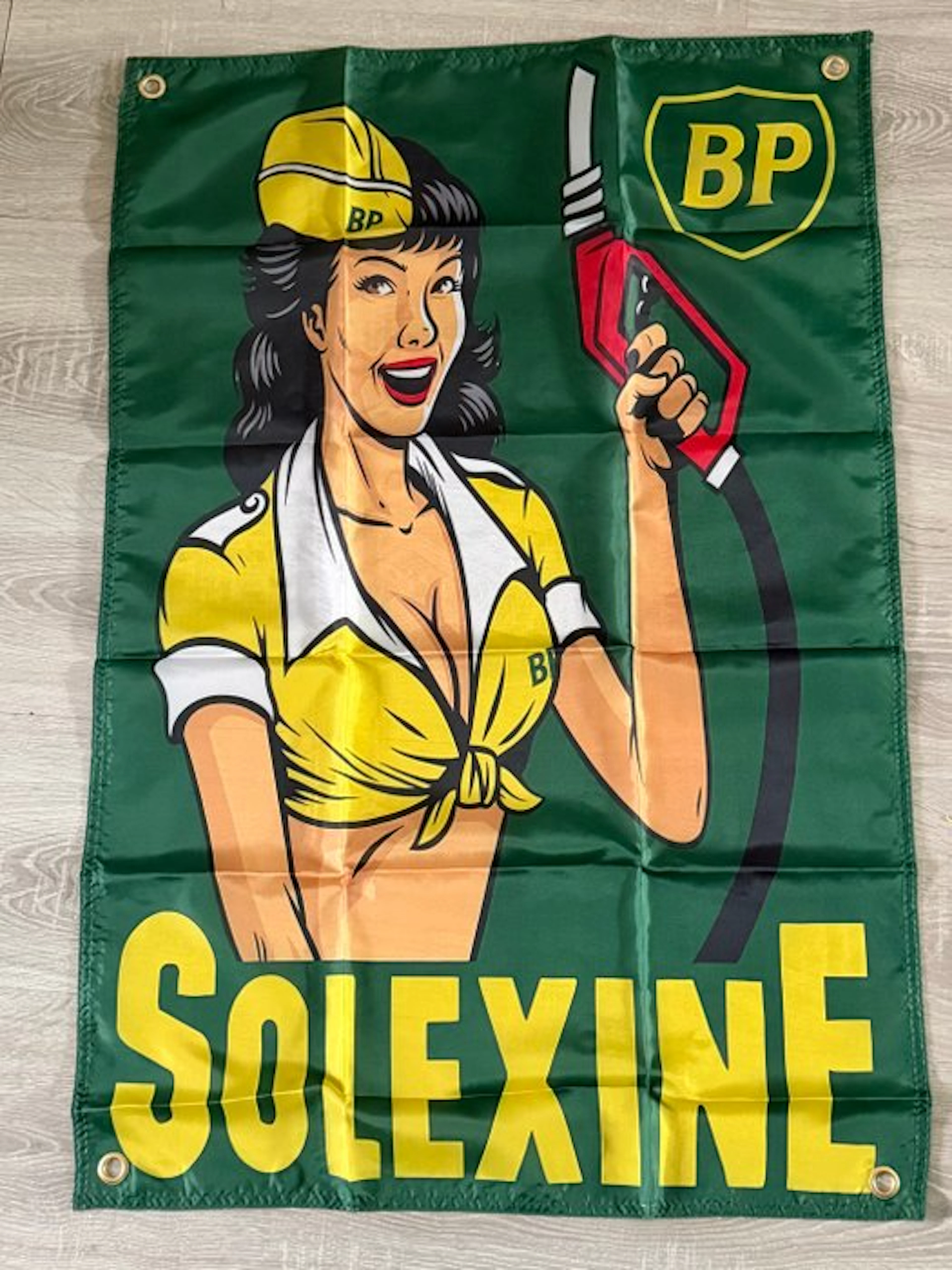Advertising figure - Attractive Advertising Flag Solexine...