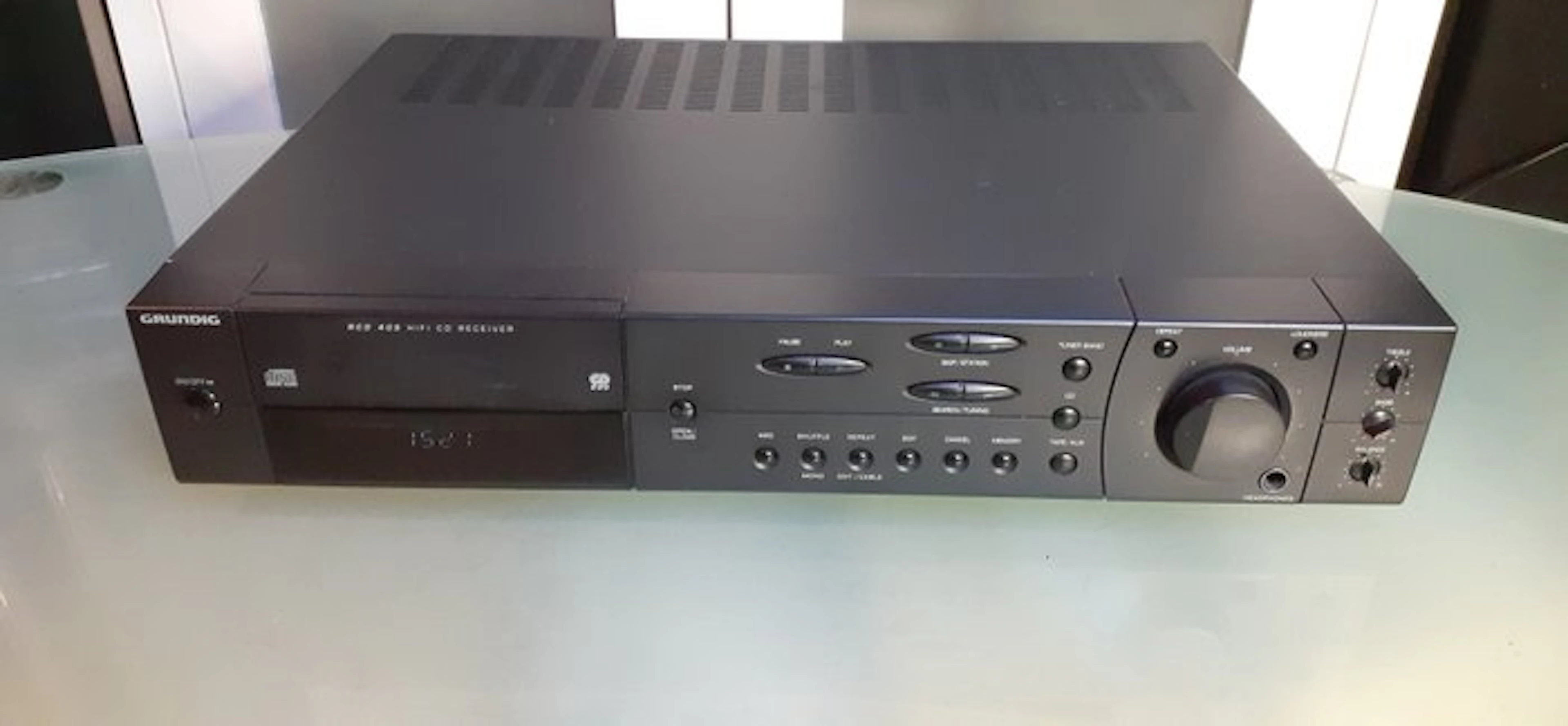 Grundig - RCD 405 All-in-One Compact Solid state stereo receiver