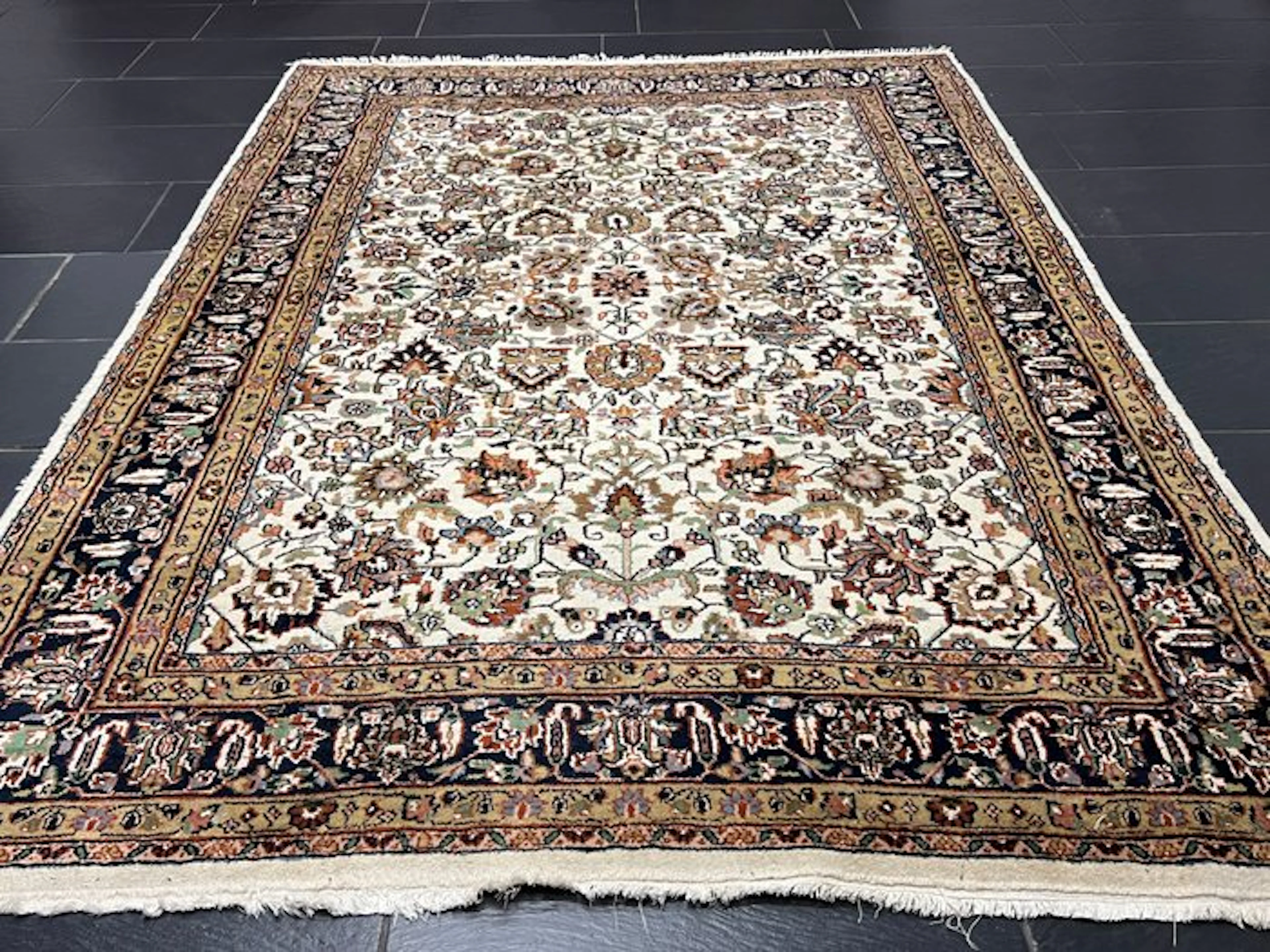 Ghoum - Carpet - 240 cm - 175 cm